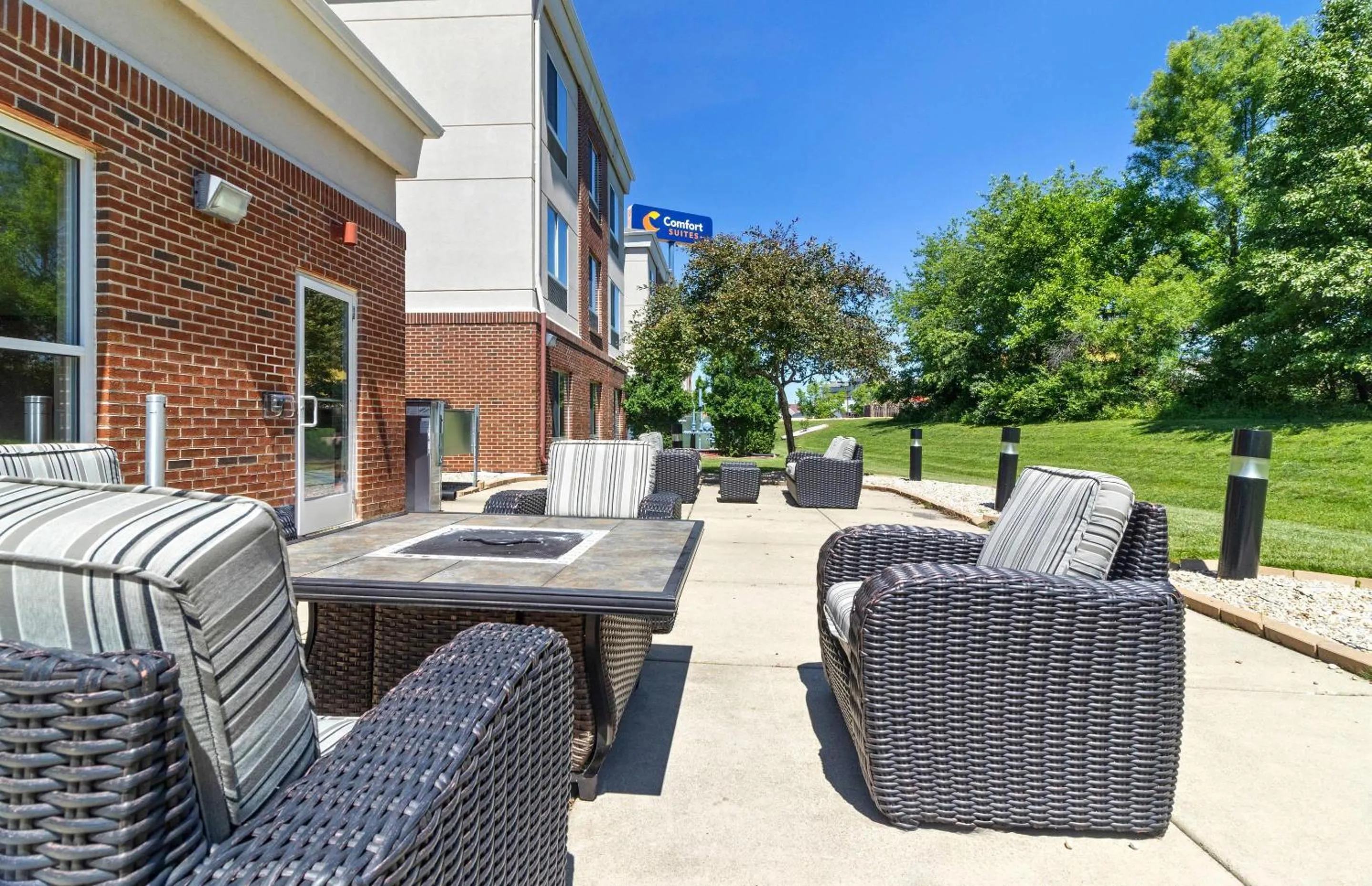 Lobby or reception in Comfort Suites