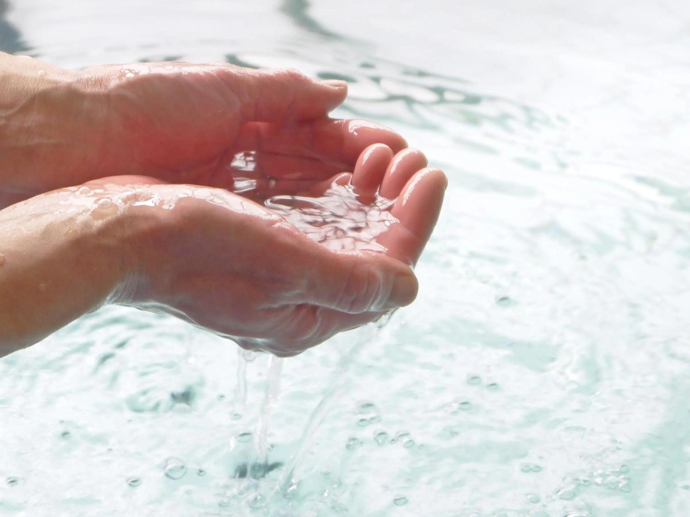 Hot Spring Bath in Itaniya