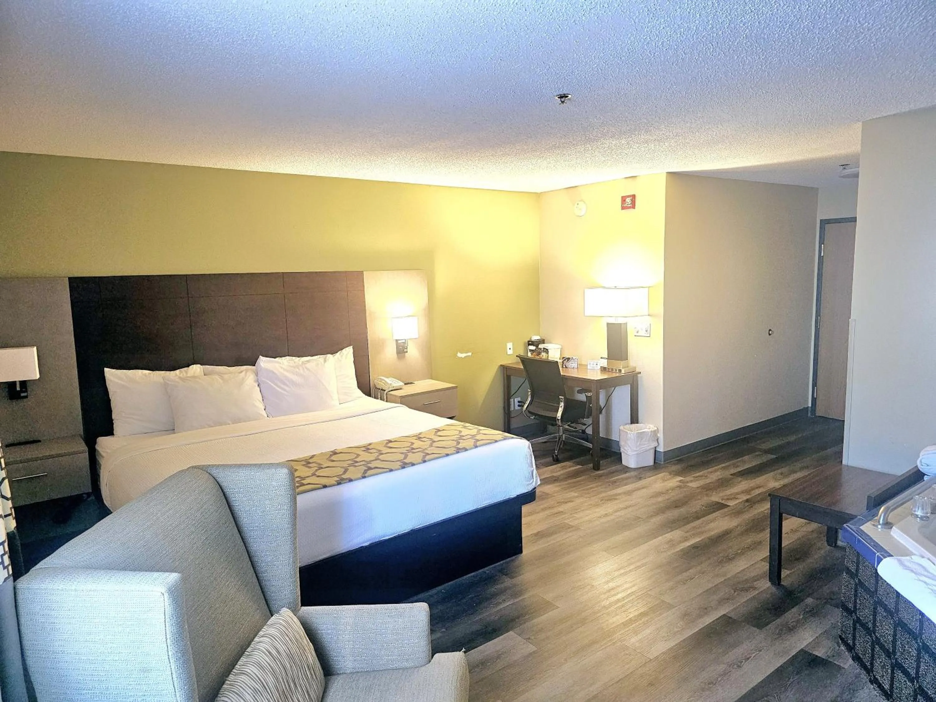 Bed in Baymont by Wyndham Rolla