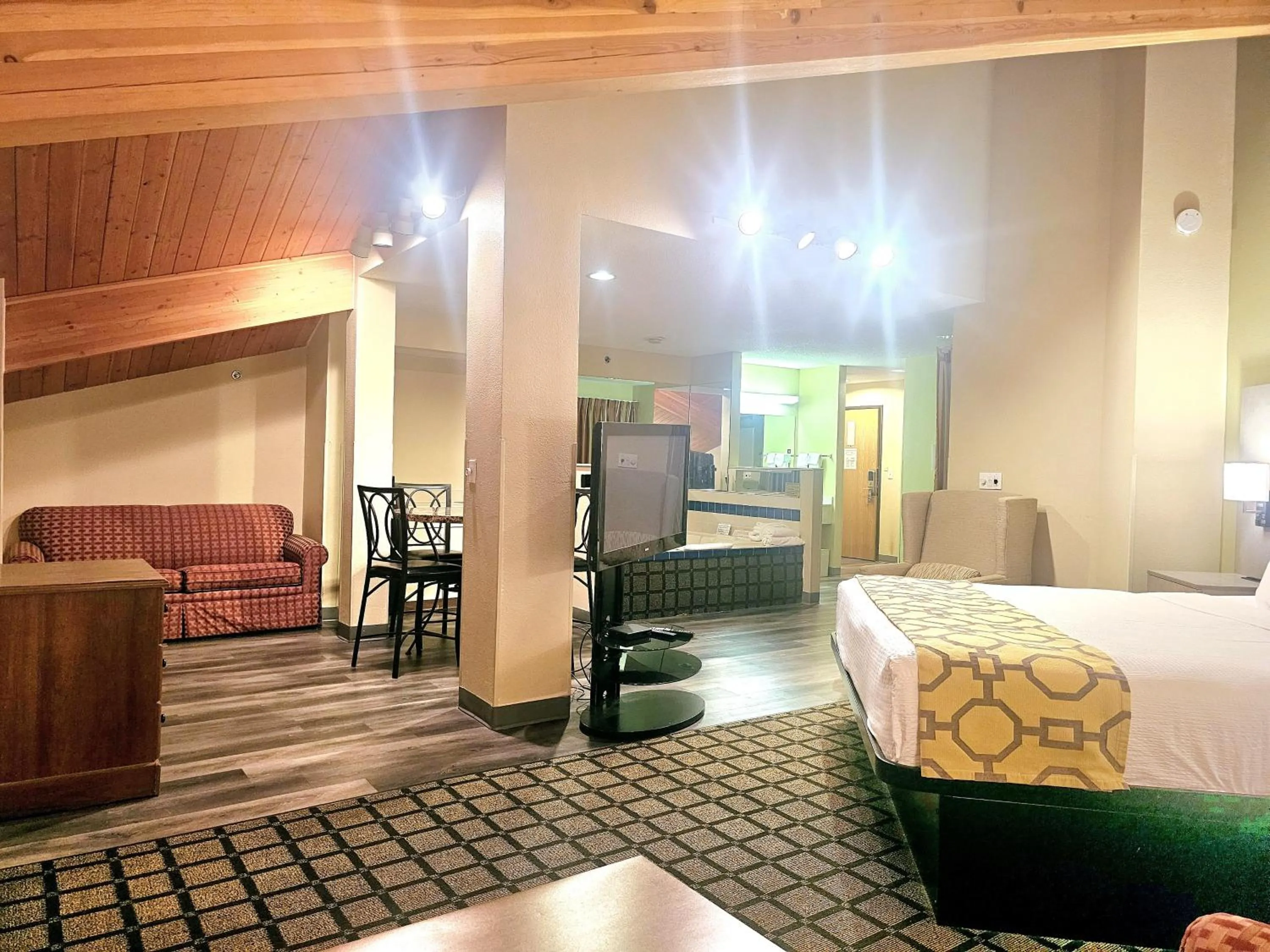 Bed in Baymont by Wyndham Rolla