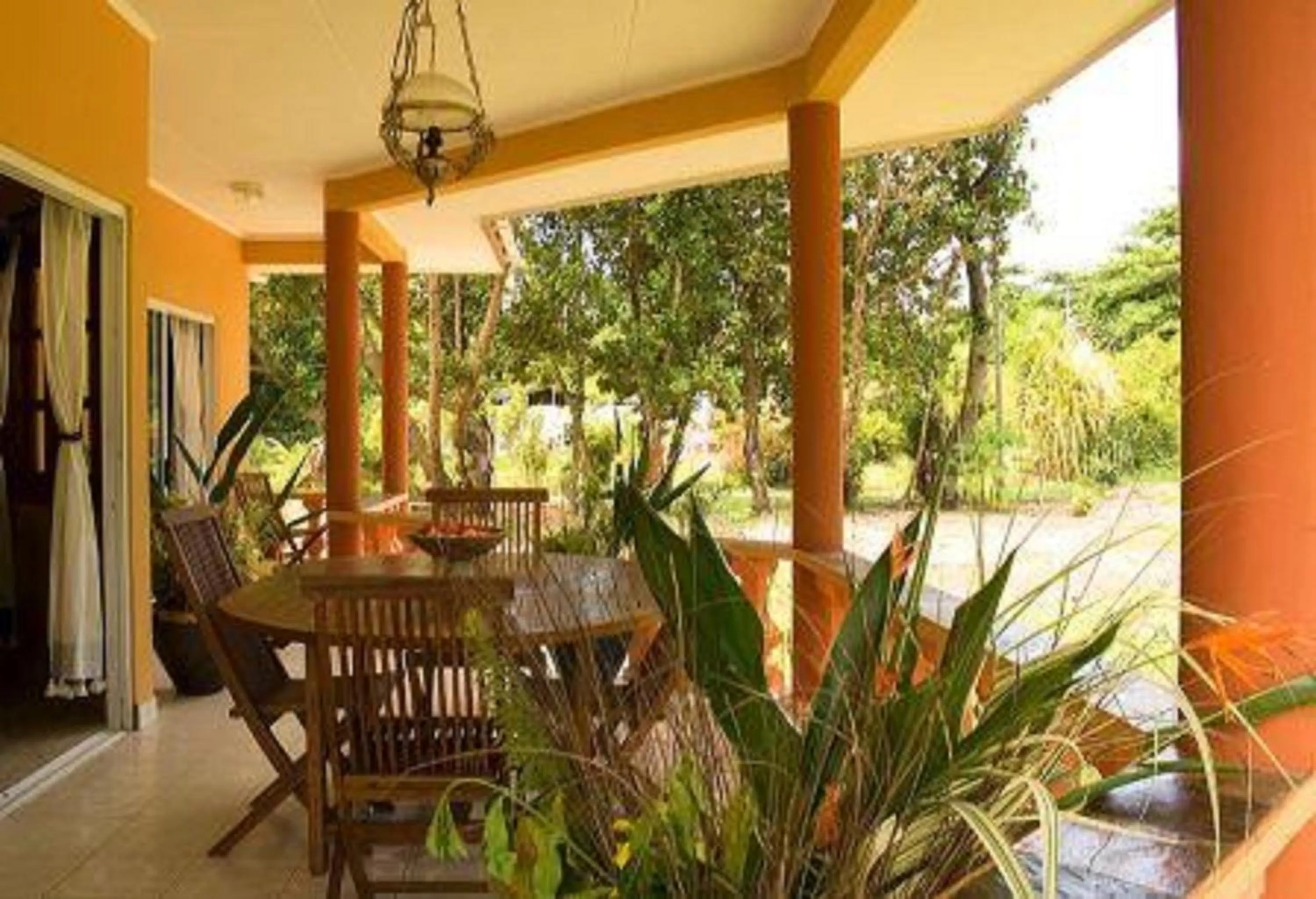 Balcony/Terrace in Villas des Alizes beachfront suites and garden villas