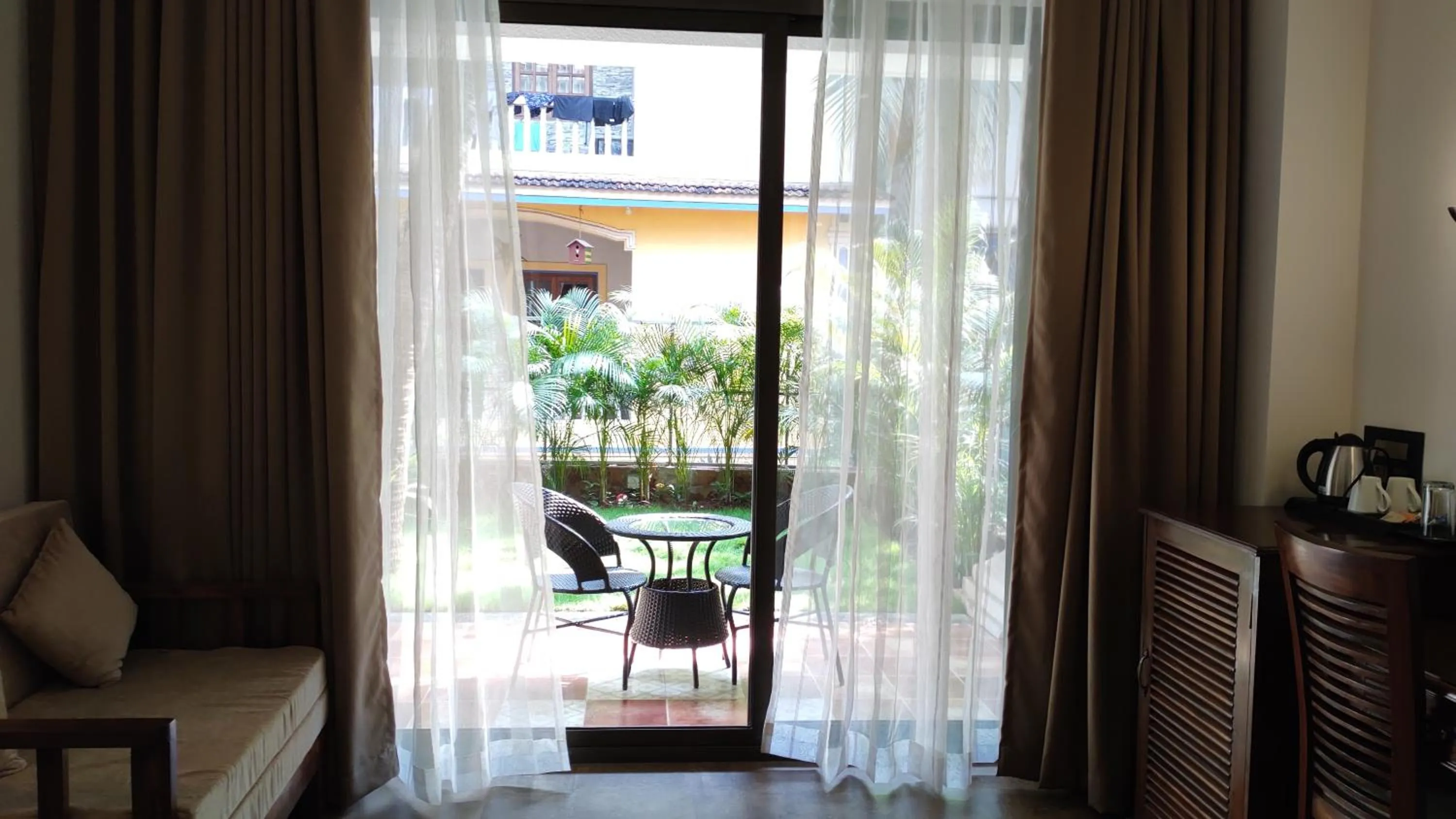 Balcony/Terrace in Altrude By The Sea