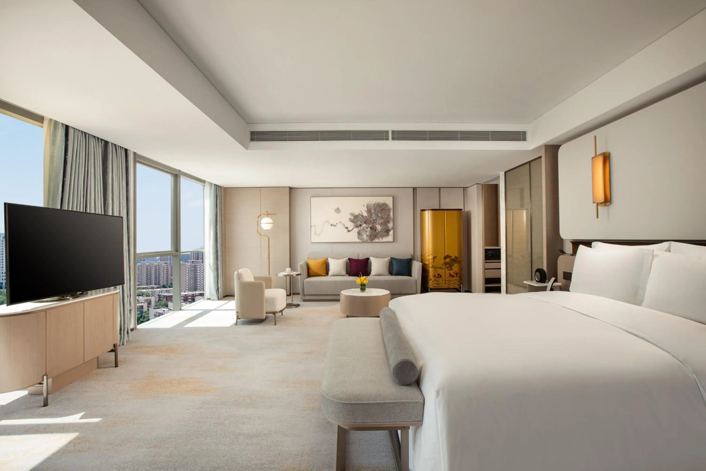 Photo of the whole room, Bed in InterContinental Beijing Beichen by IHG