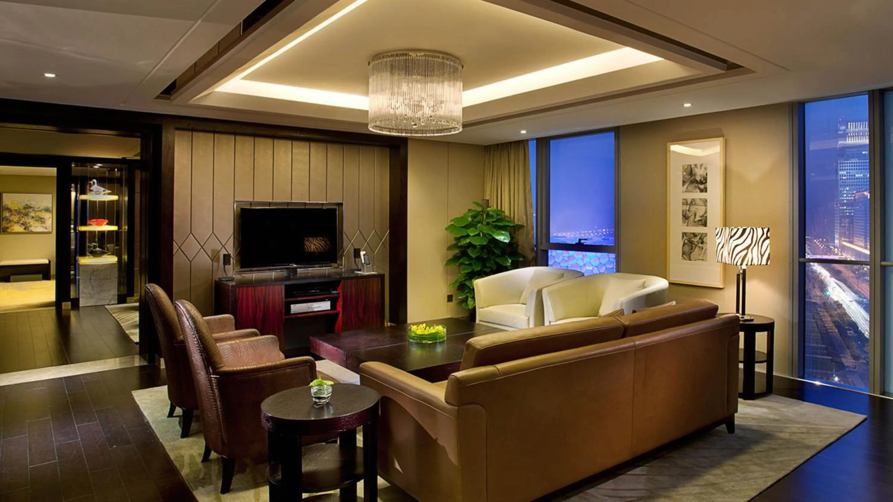 Photo of the whole room in InterContinental Beijing Beichen by IHG
