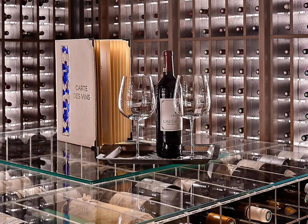 Restaurant/places to eat in Lys Martagon