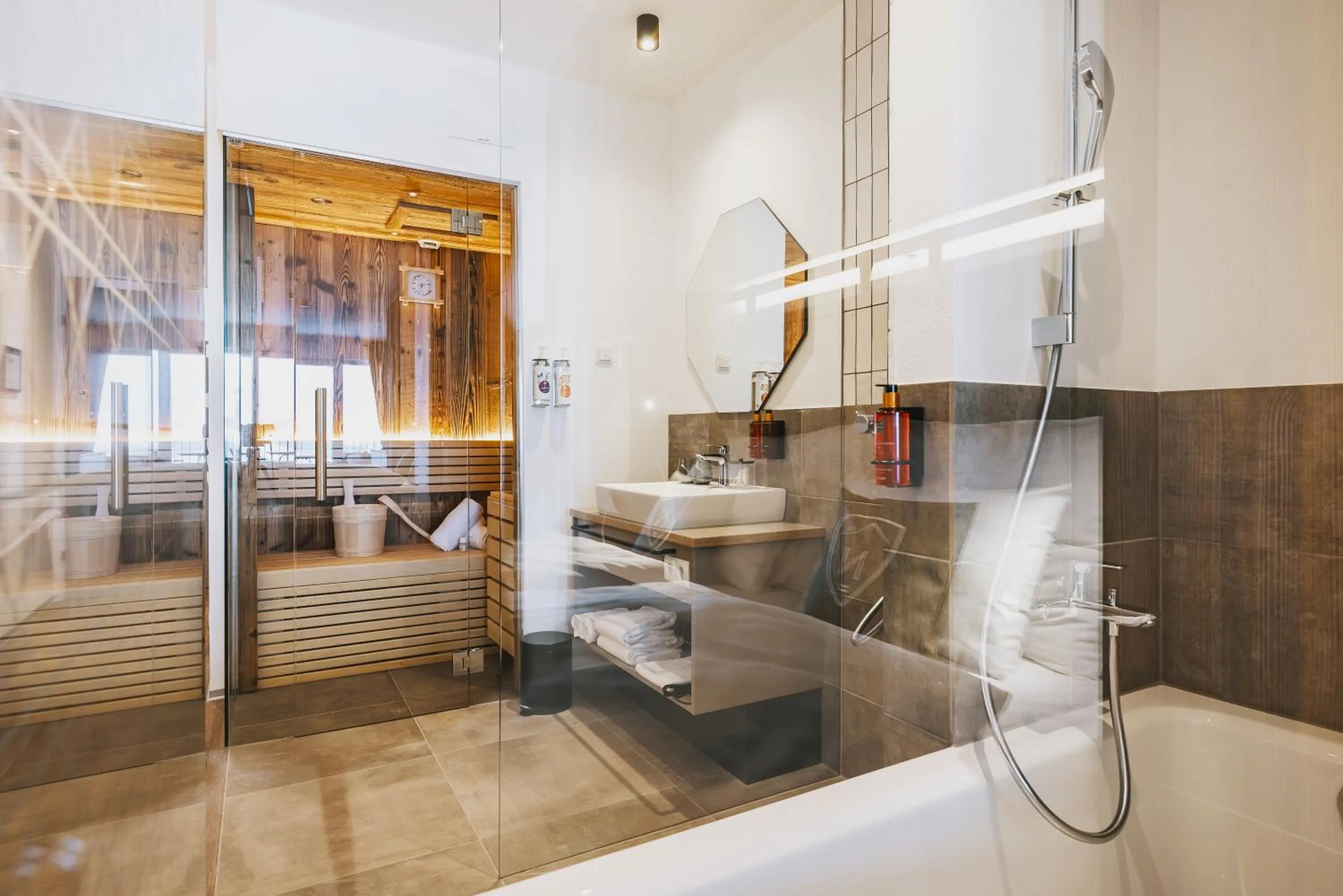 Sauna in Nikolaus by AvenidA Panoramic Wellness Suites