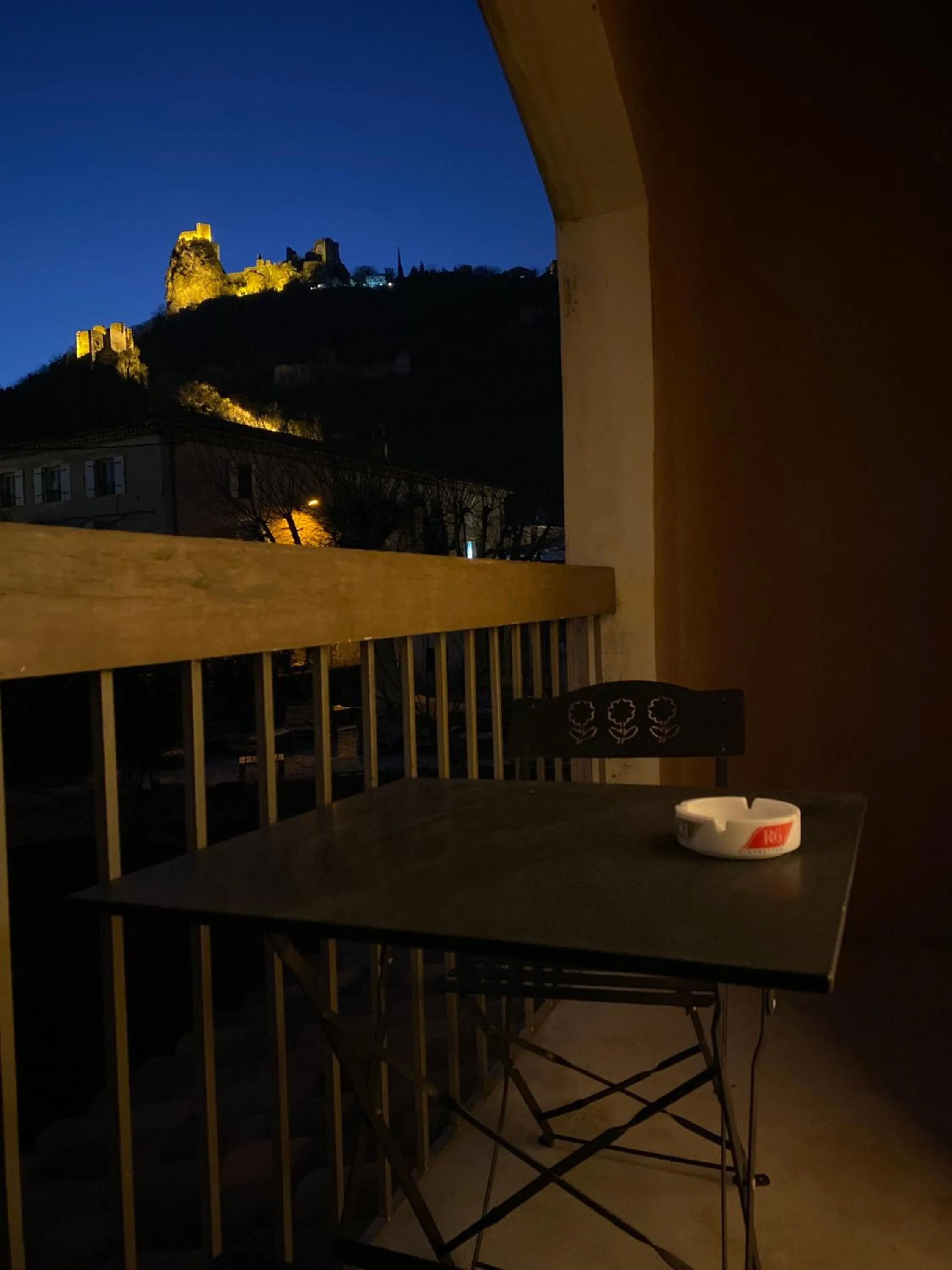 Balcony/Terrace in Logis Hôtel Médiéval, Montélimar Nord