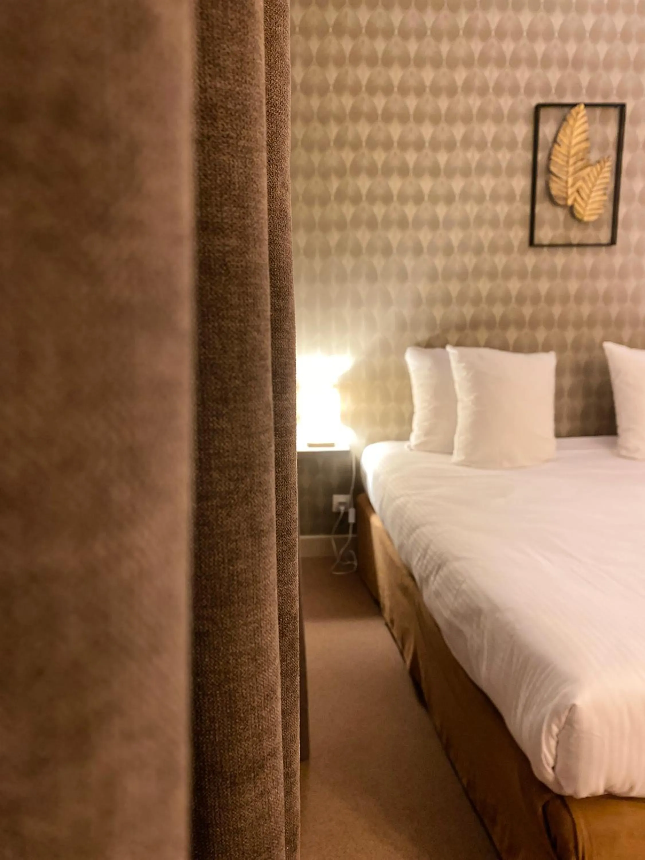 Bedroom, Bed in Logis Hôtel Médiéval, Montélimar Nord