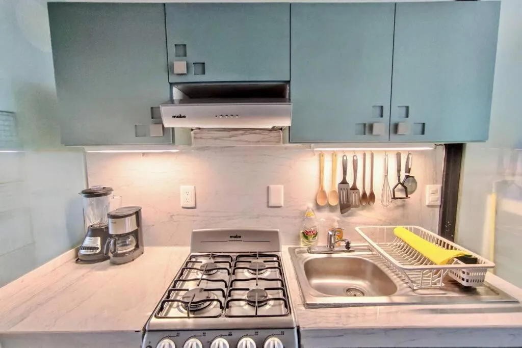 Oceanfront Condo BM By Andiani