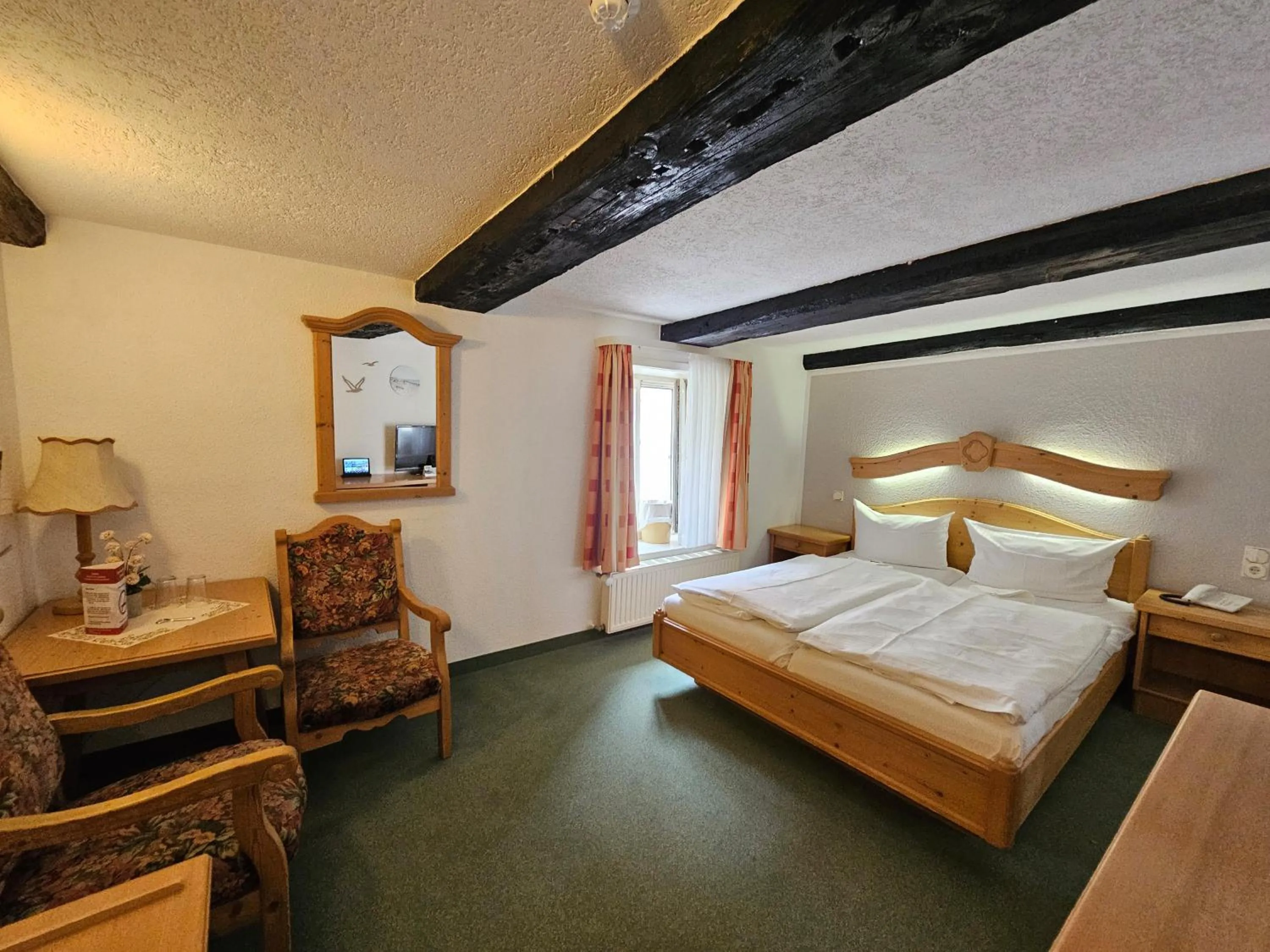 Bed in Hotel Am Markt & Brauhaus Stadtkrug