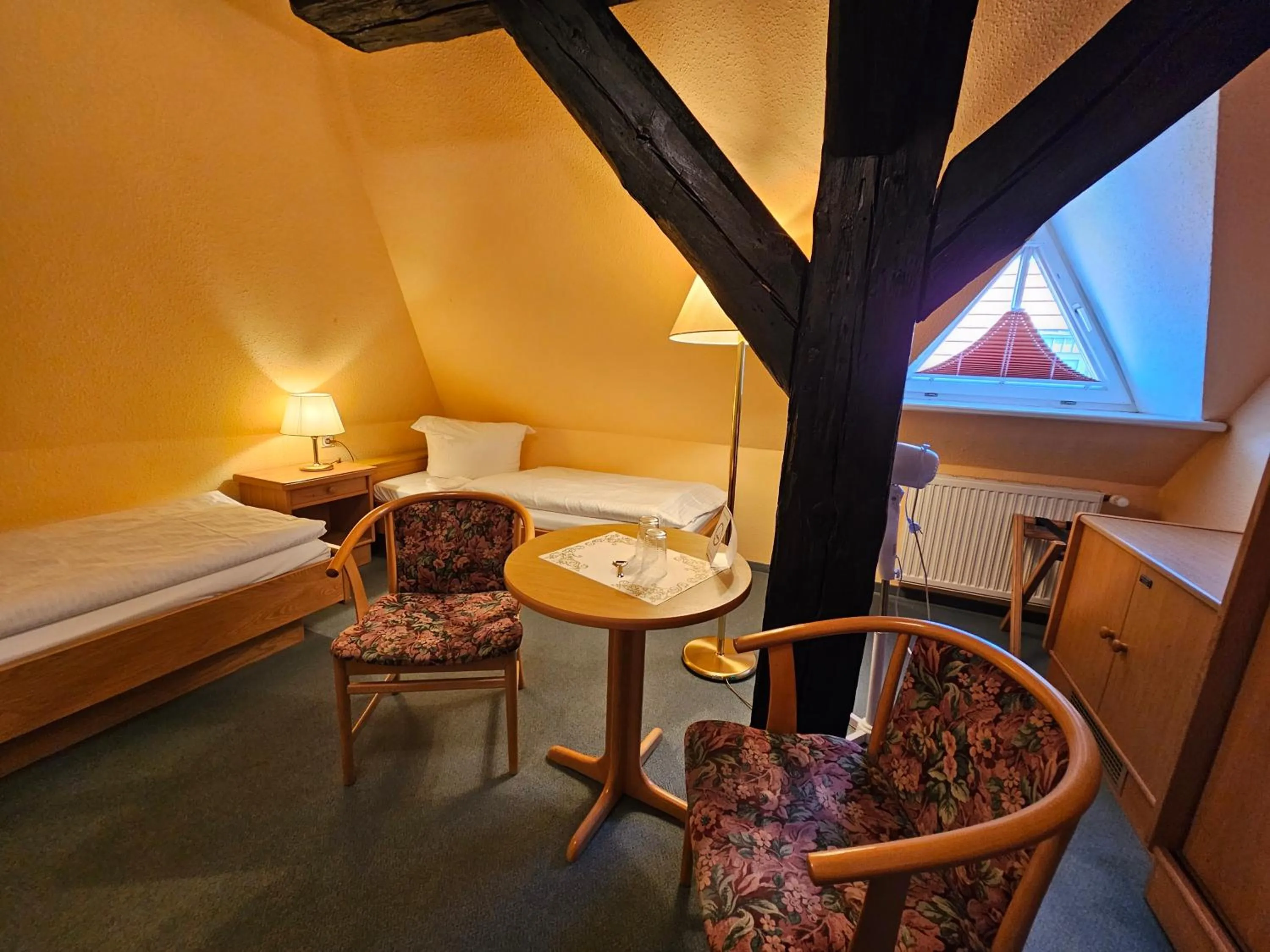 Bed in Hotel Am Markt & Brauhaus Stadtkrug