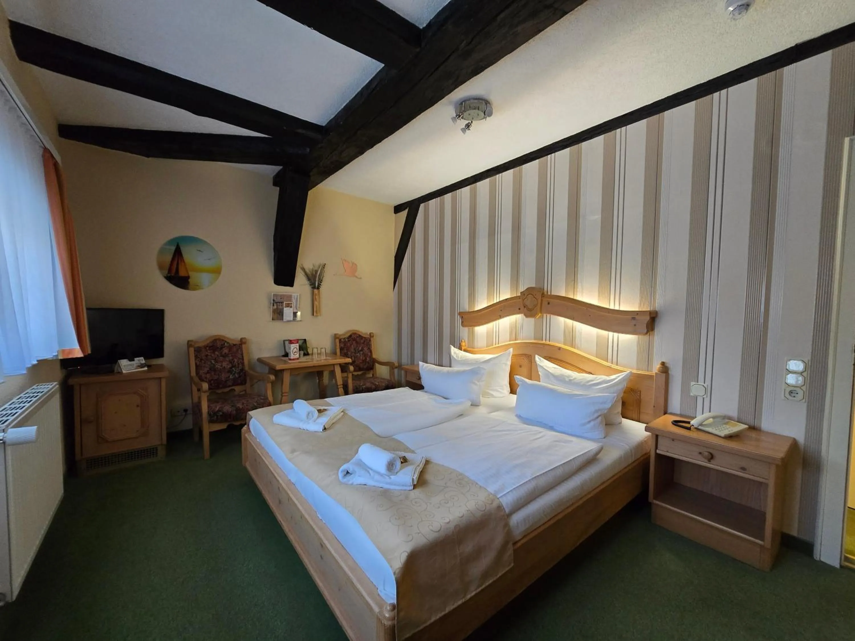 Bed in Hotel Am Markt & Brauhaus Stadtkrug