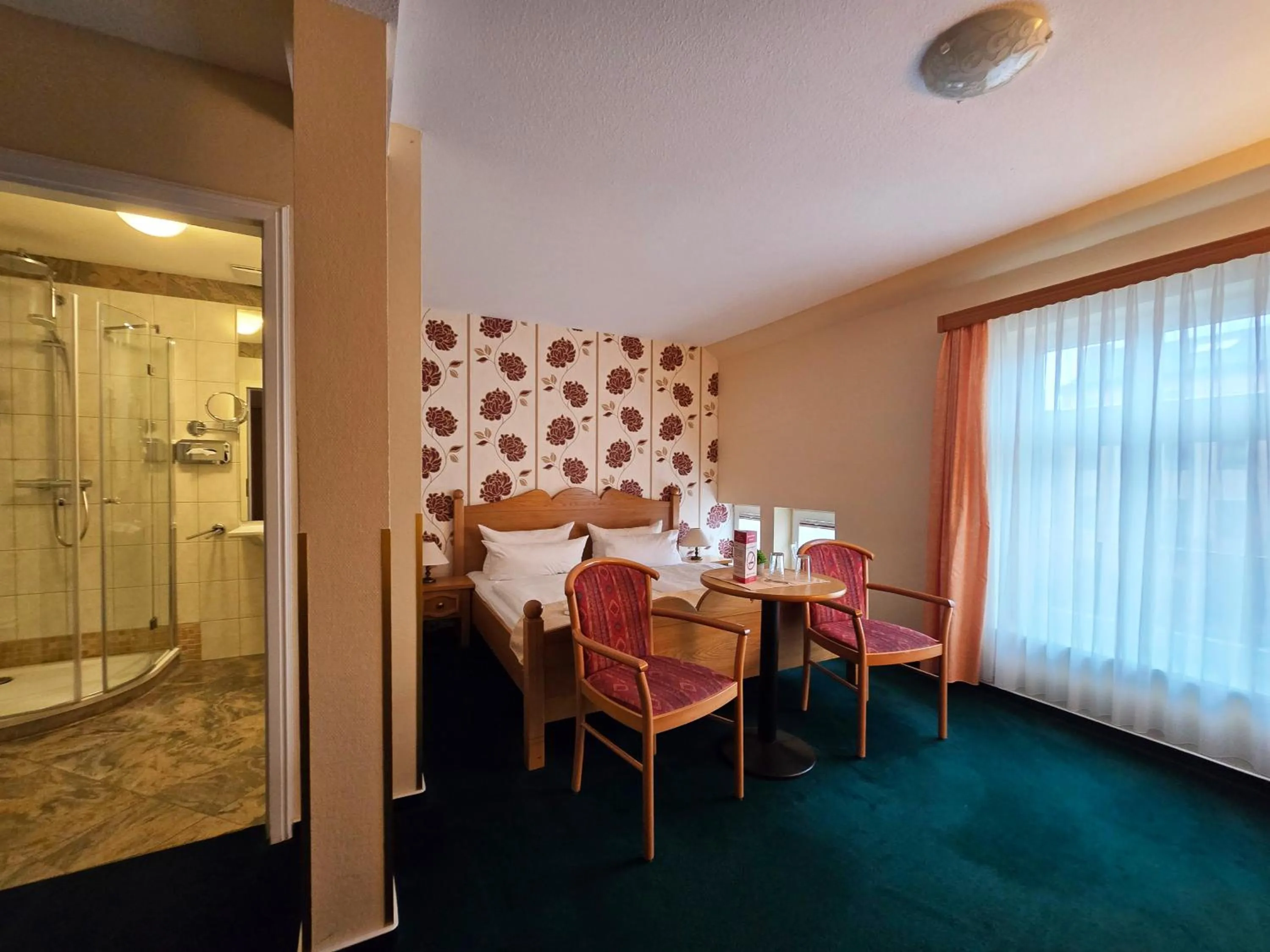 Shower in Hotel Am Markt & Brauhaus Stadtkrug