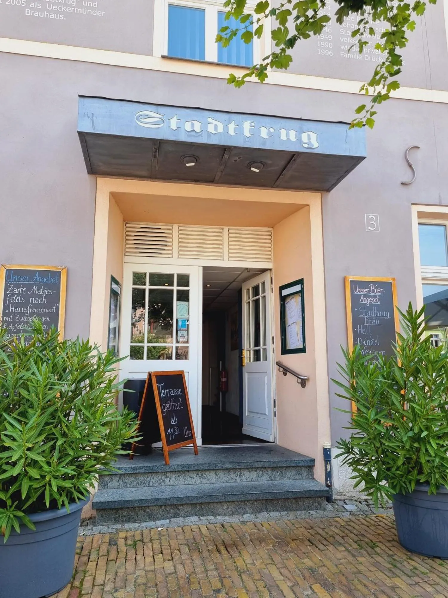 Restaurant/places to eat in Hotel Am Markt & Brauhaus Stadtkrug