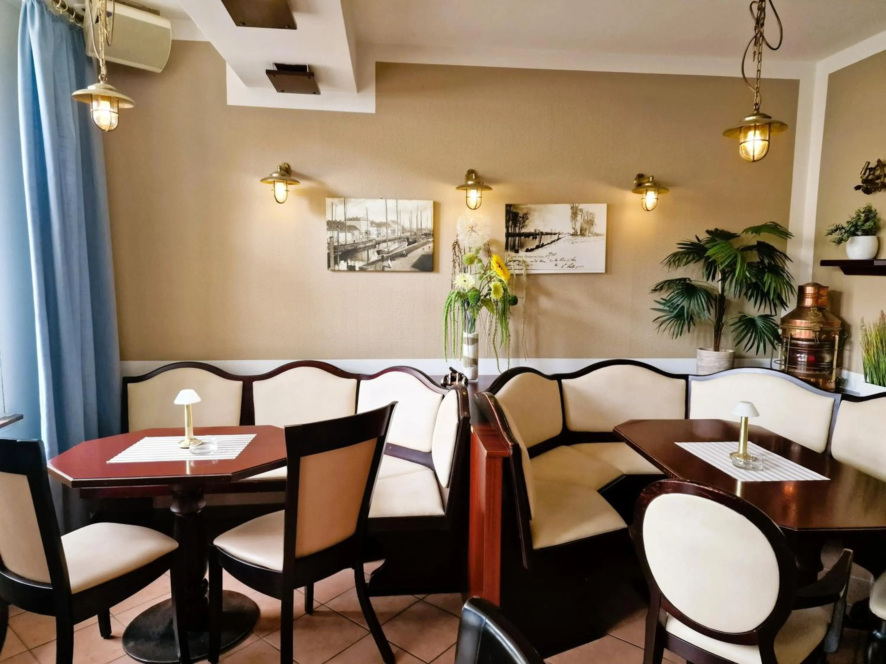 Restaurant/places to eat in Hotel Am Markt & Brauhaus Stadtkrug