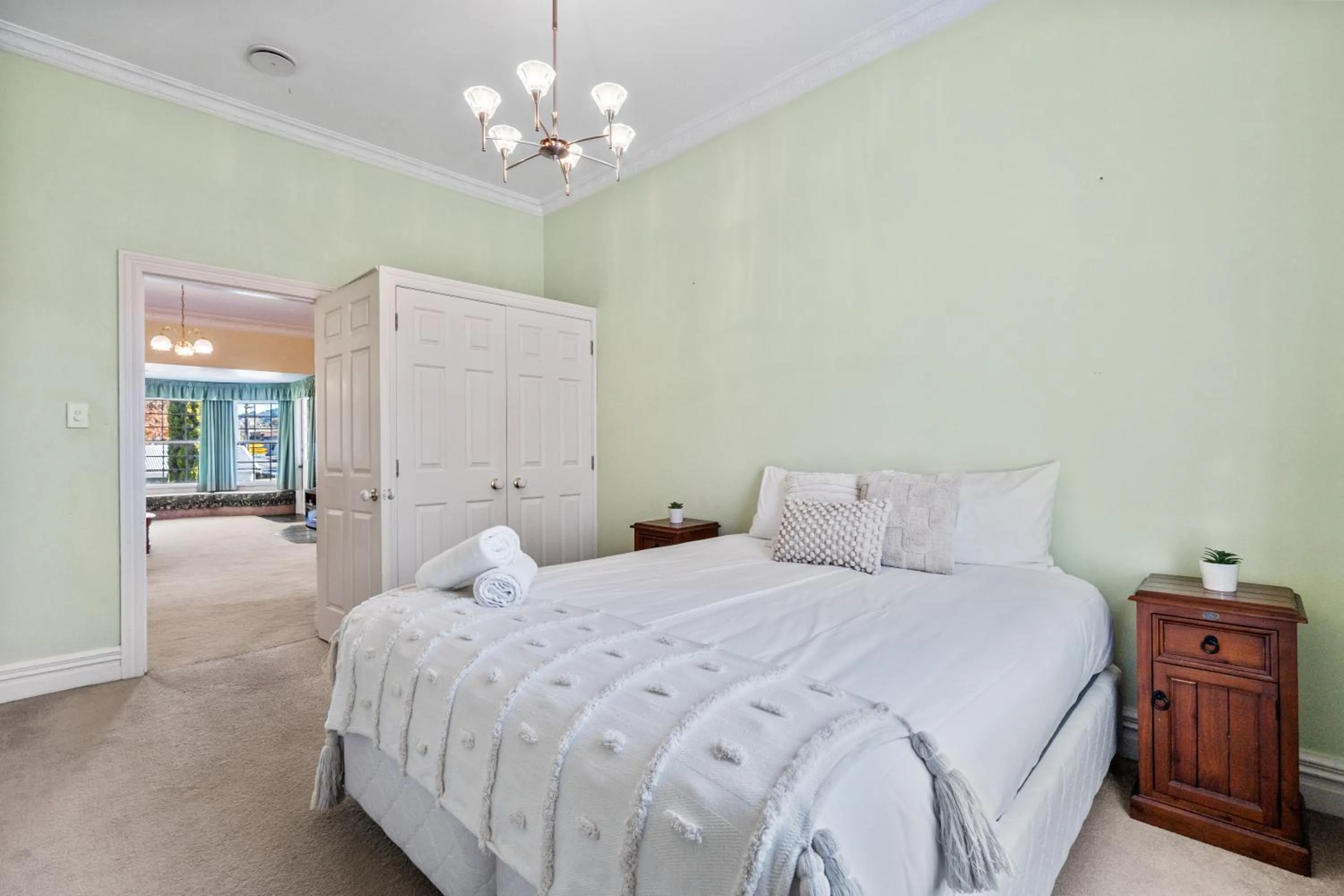 Bed in Tasman Holiday Parks Picton