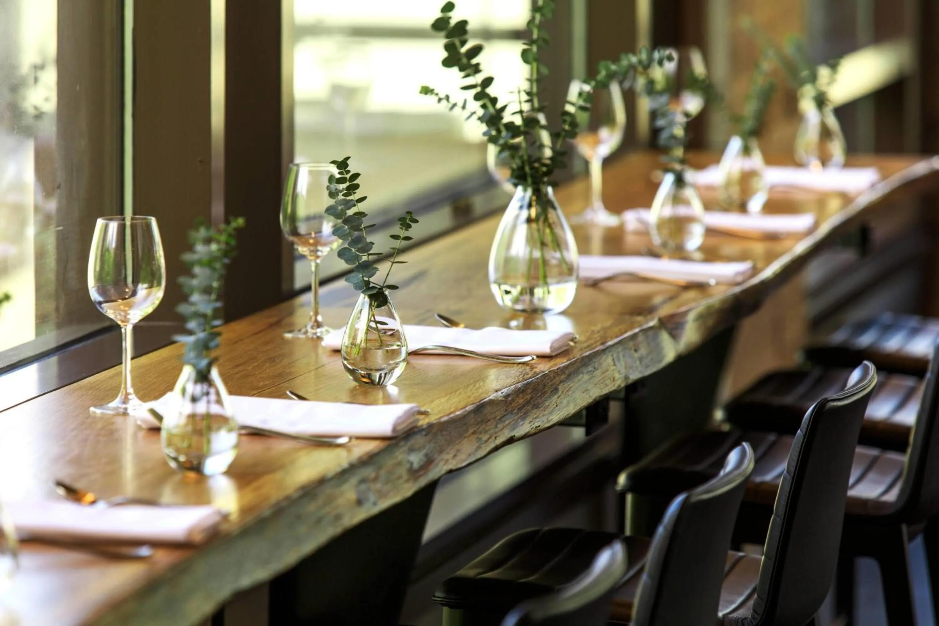 Restaurant/places to eat in Renaissance Seattle Hotel