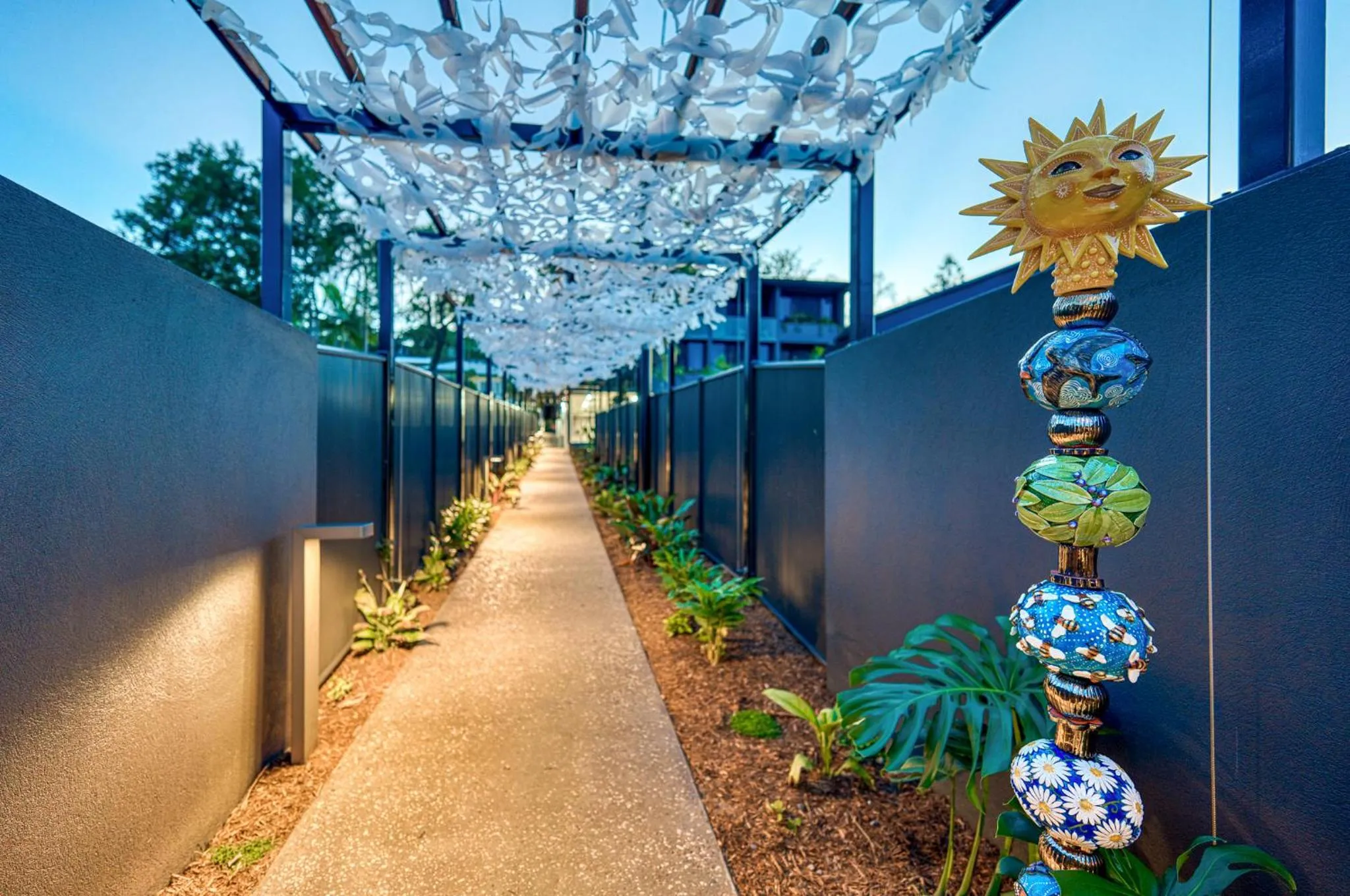 Facade/entrance in HOLA Eumundi