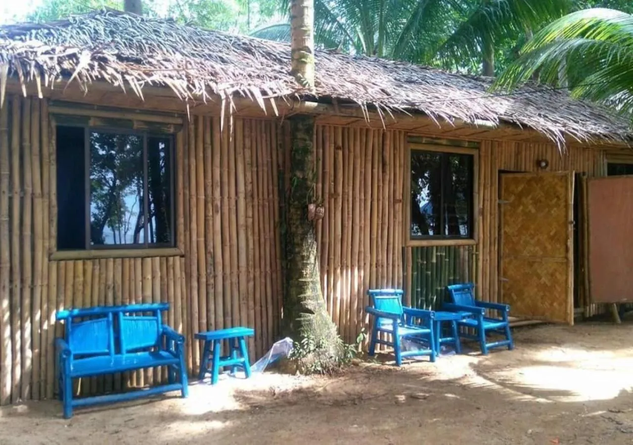 Property building in Arkadia Beach Resort by RedDoorz