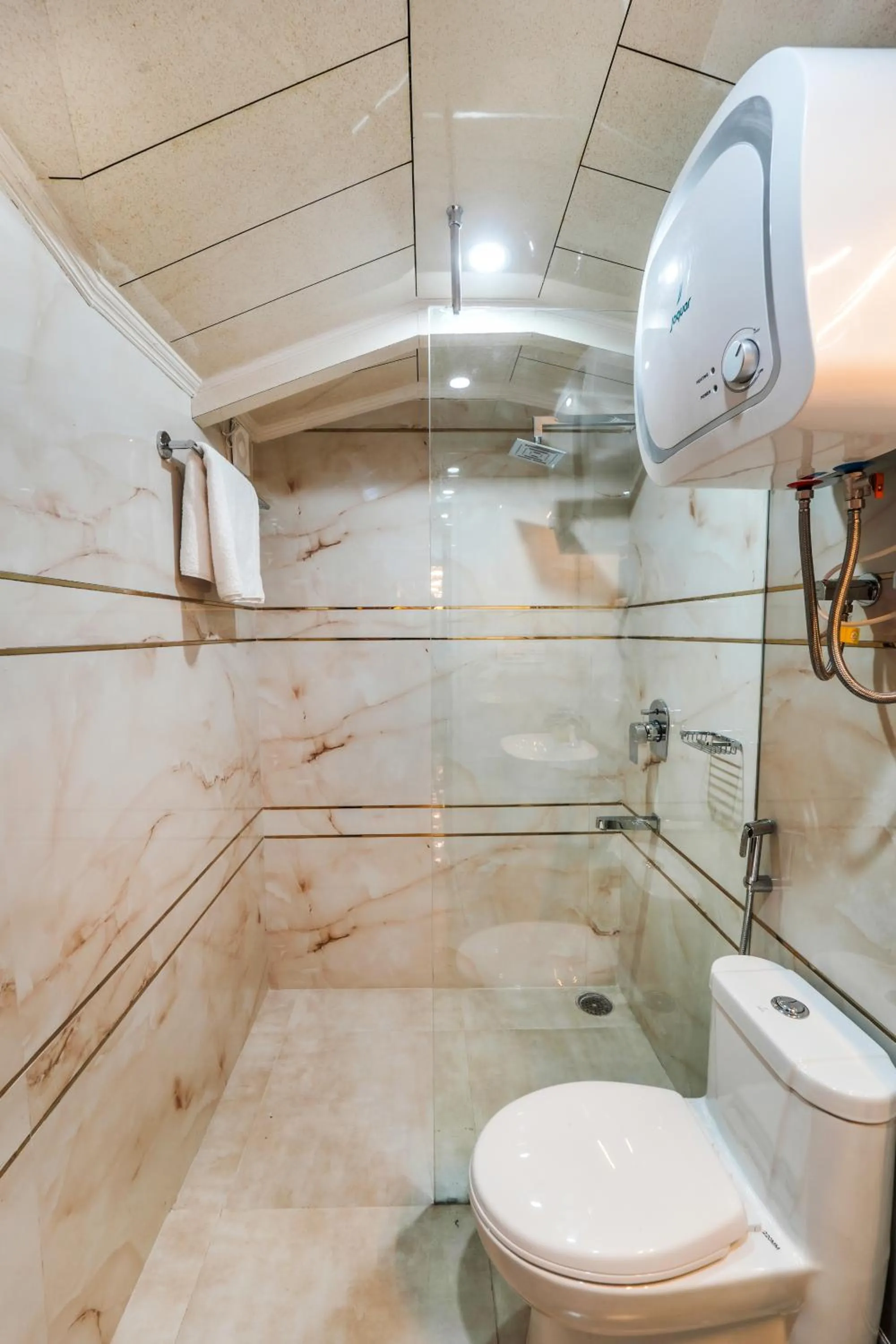 Shower in Singhs BnB by Lazy Getaways