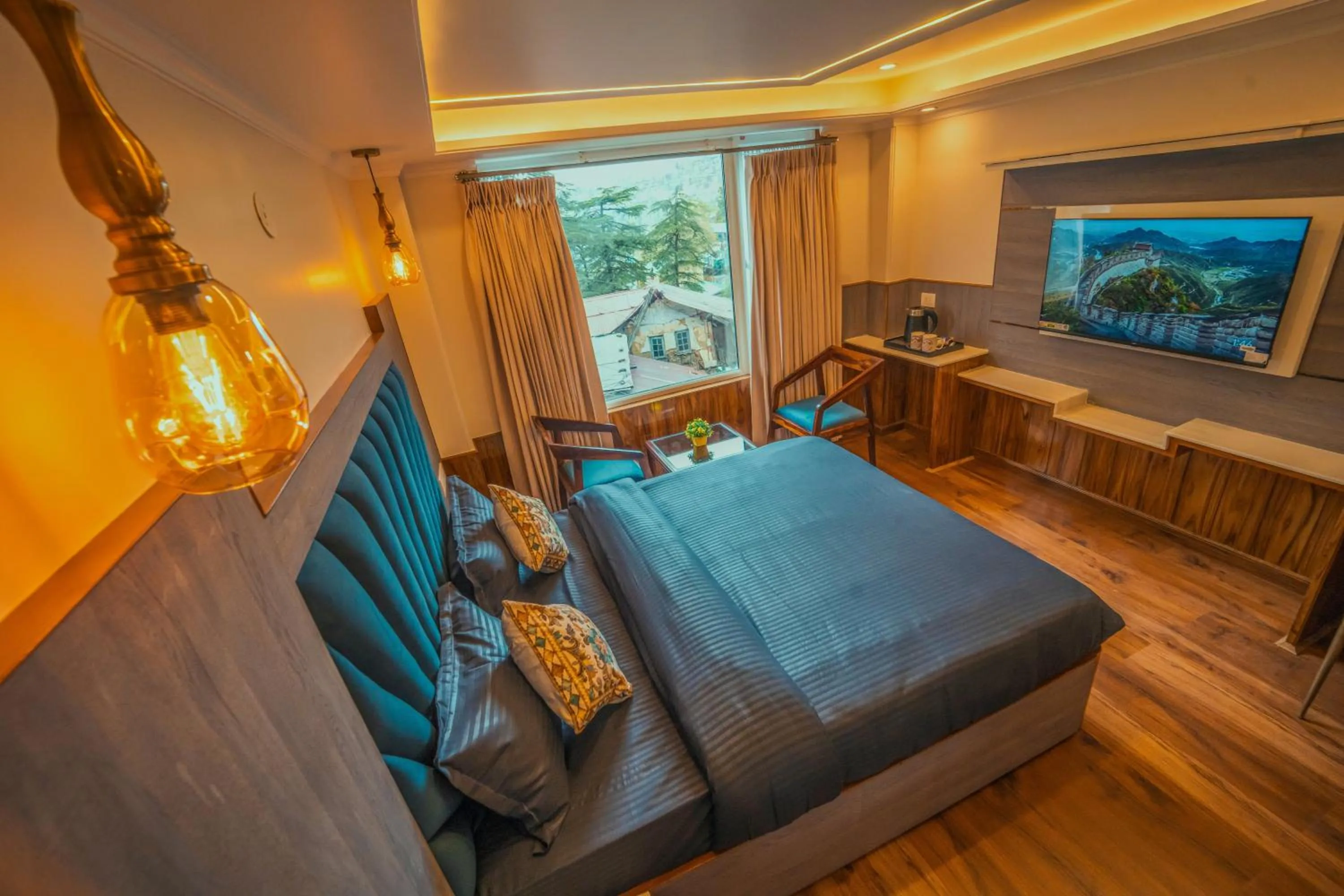 TV and multimedia, Bed in Singhs BnB by Lazy Getaways