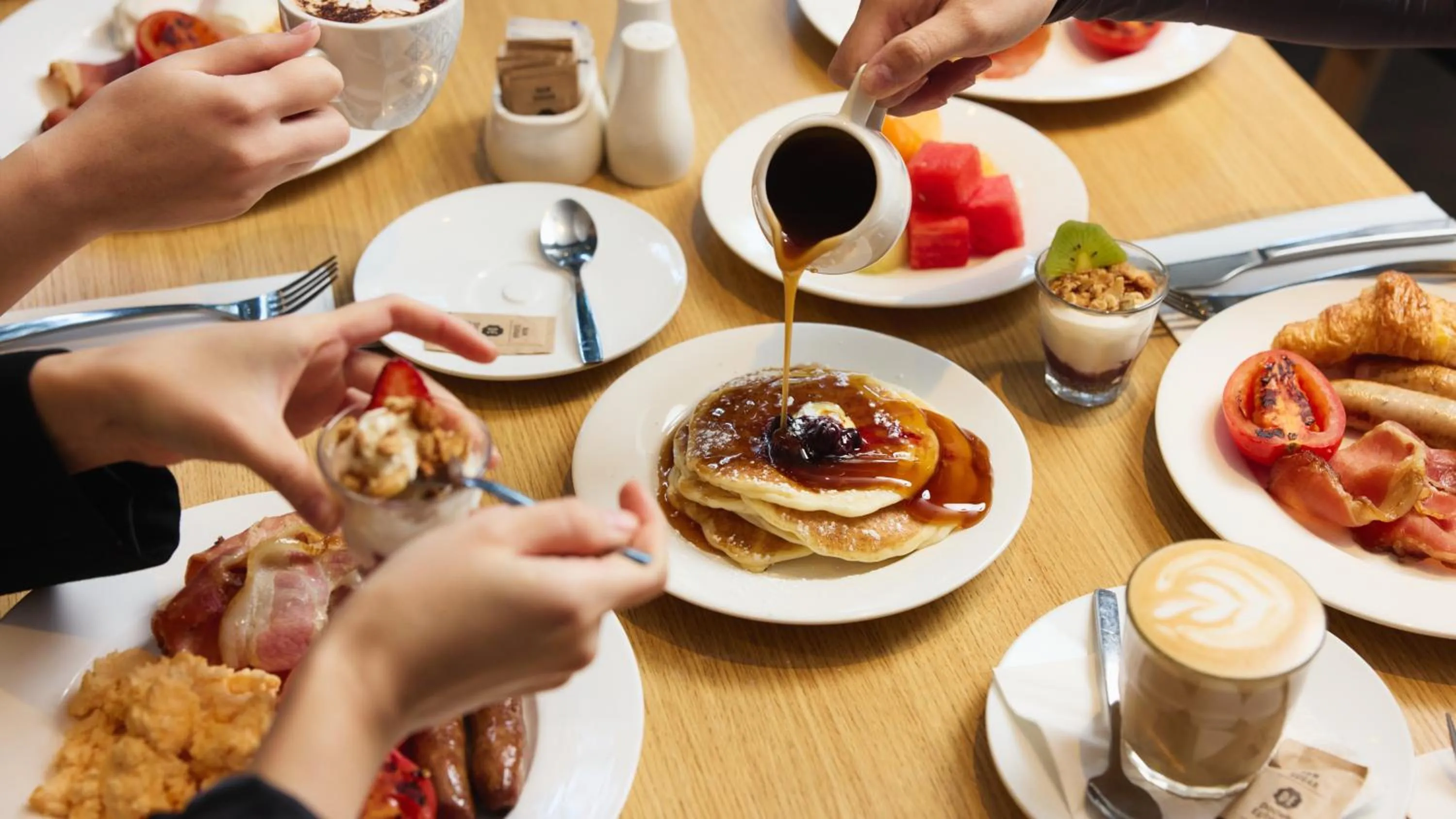 Breakfast in Holiday Inn Warwick Farm by IHG