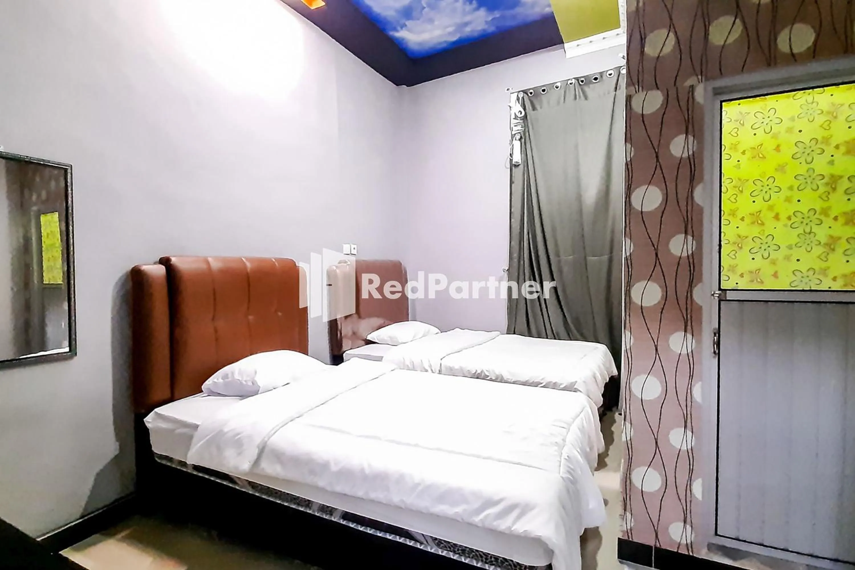 Bedroom, Bed in MT Syariah Homestay Kerinci RedPartner
