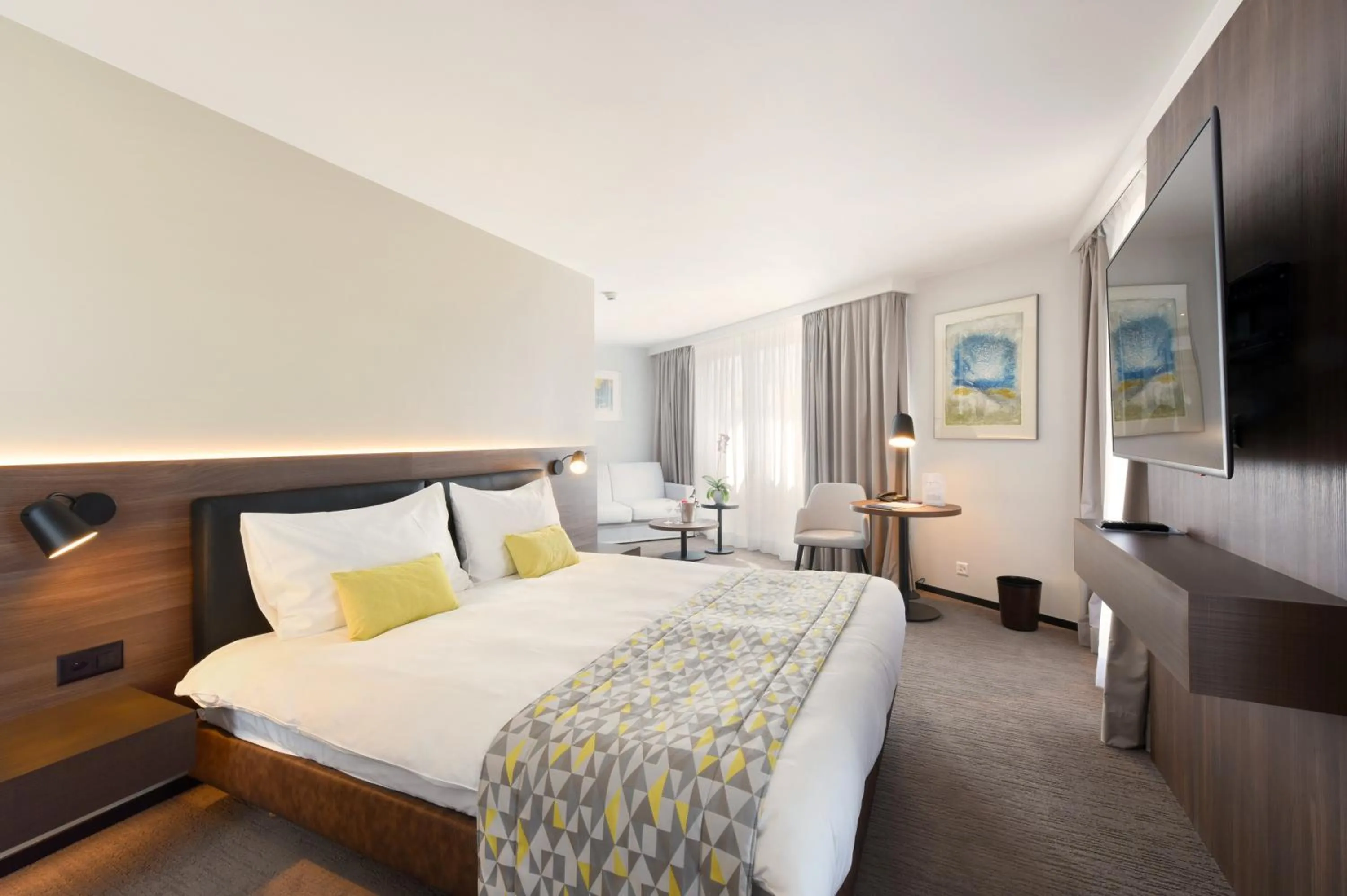 Bedroom, Bed in Astra Vevey Hotel & Restaurant