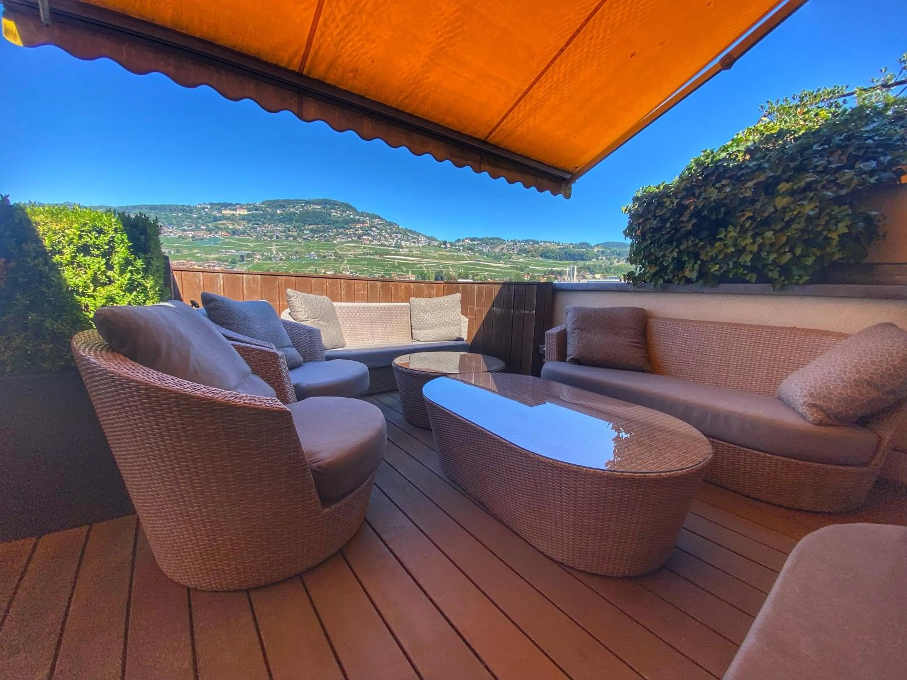 Patio in Astra Vevey Hotel & Restaurant