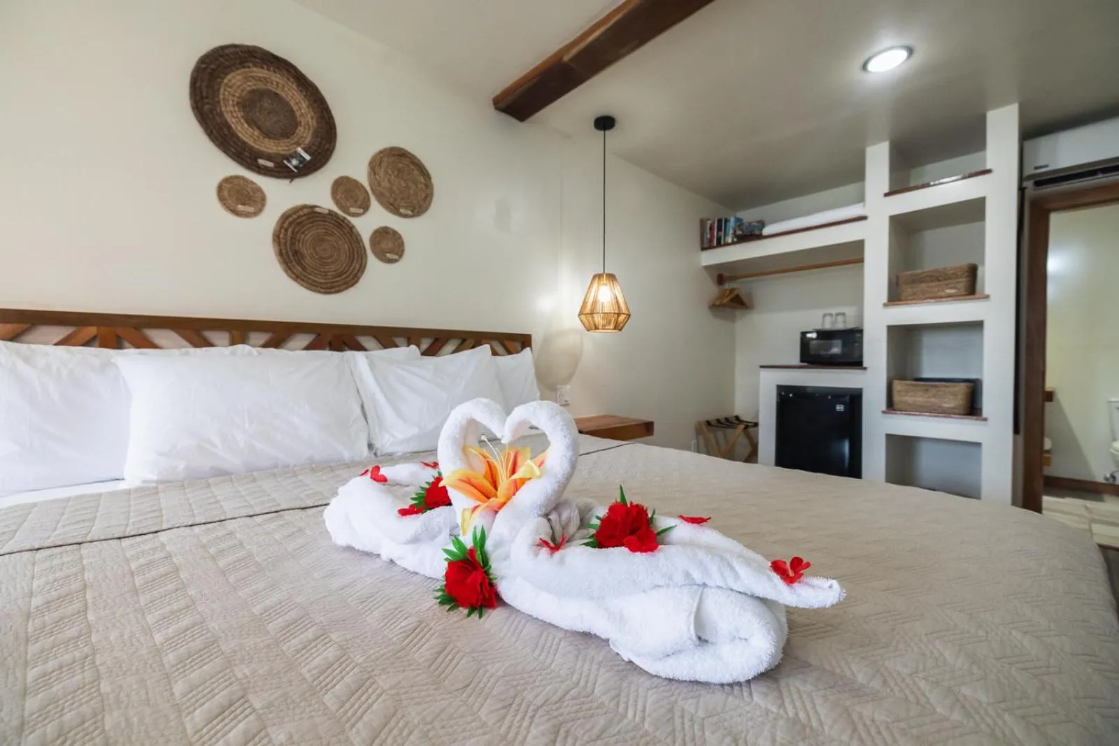 Bed in Ocean Tide Beach Resort