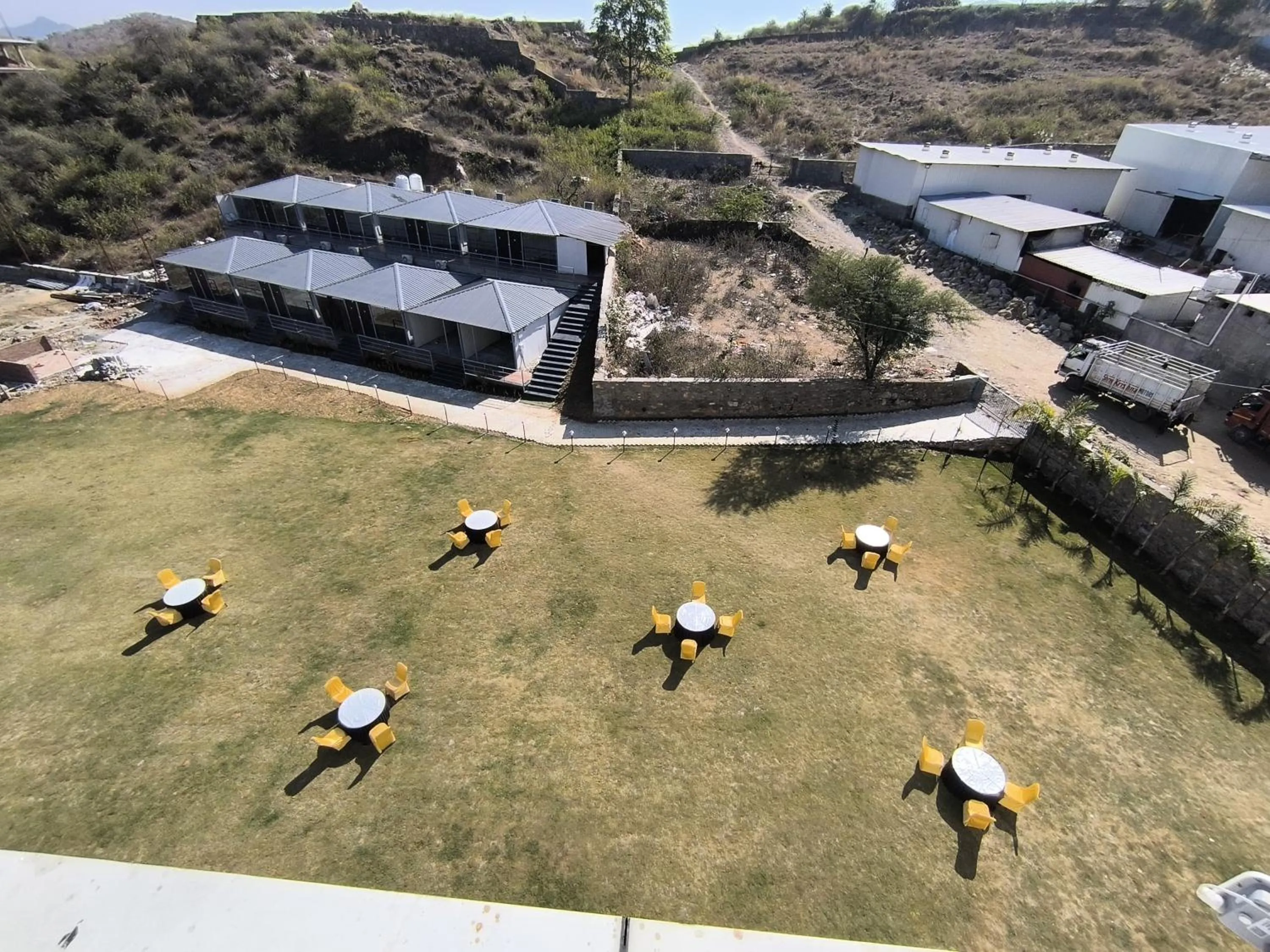 Property building in Hotel Raha