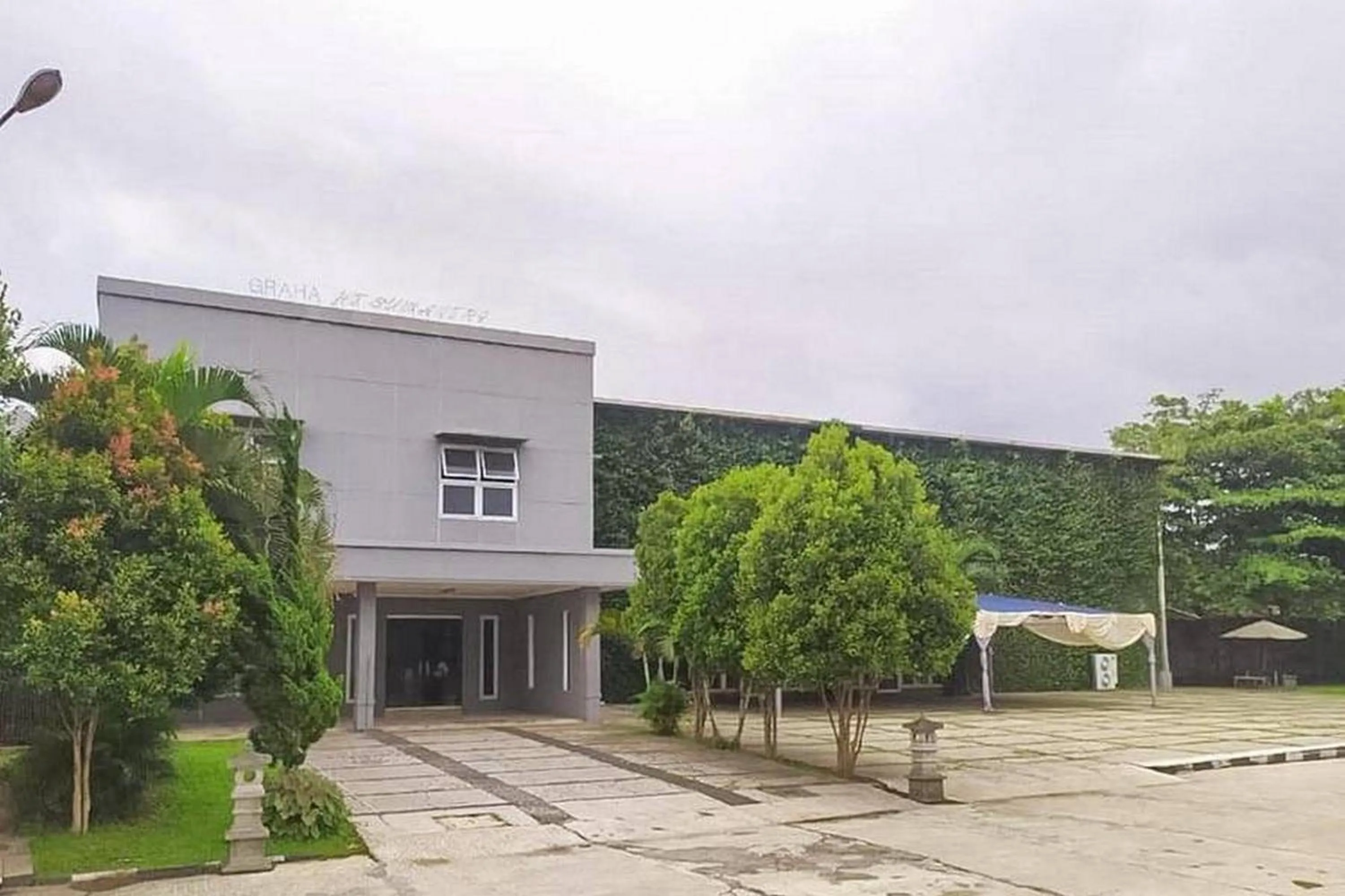 Property building in Graha HT Sumantri Mitra RedDoorz