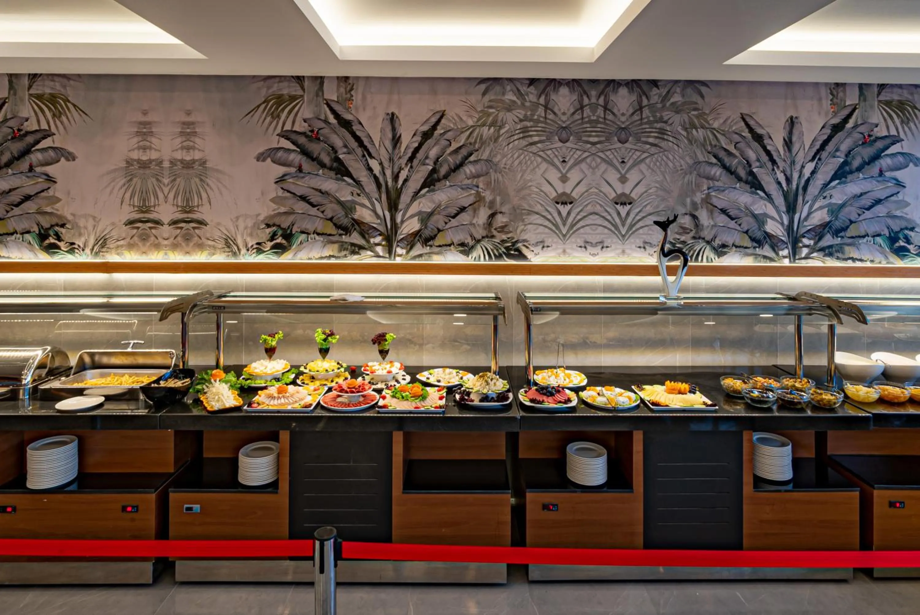 Food and drinks in Side Amour Hotel