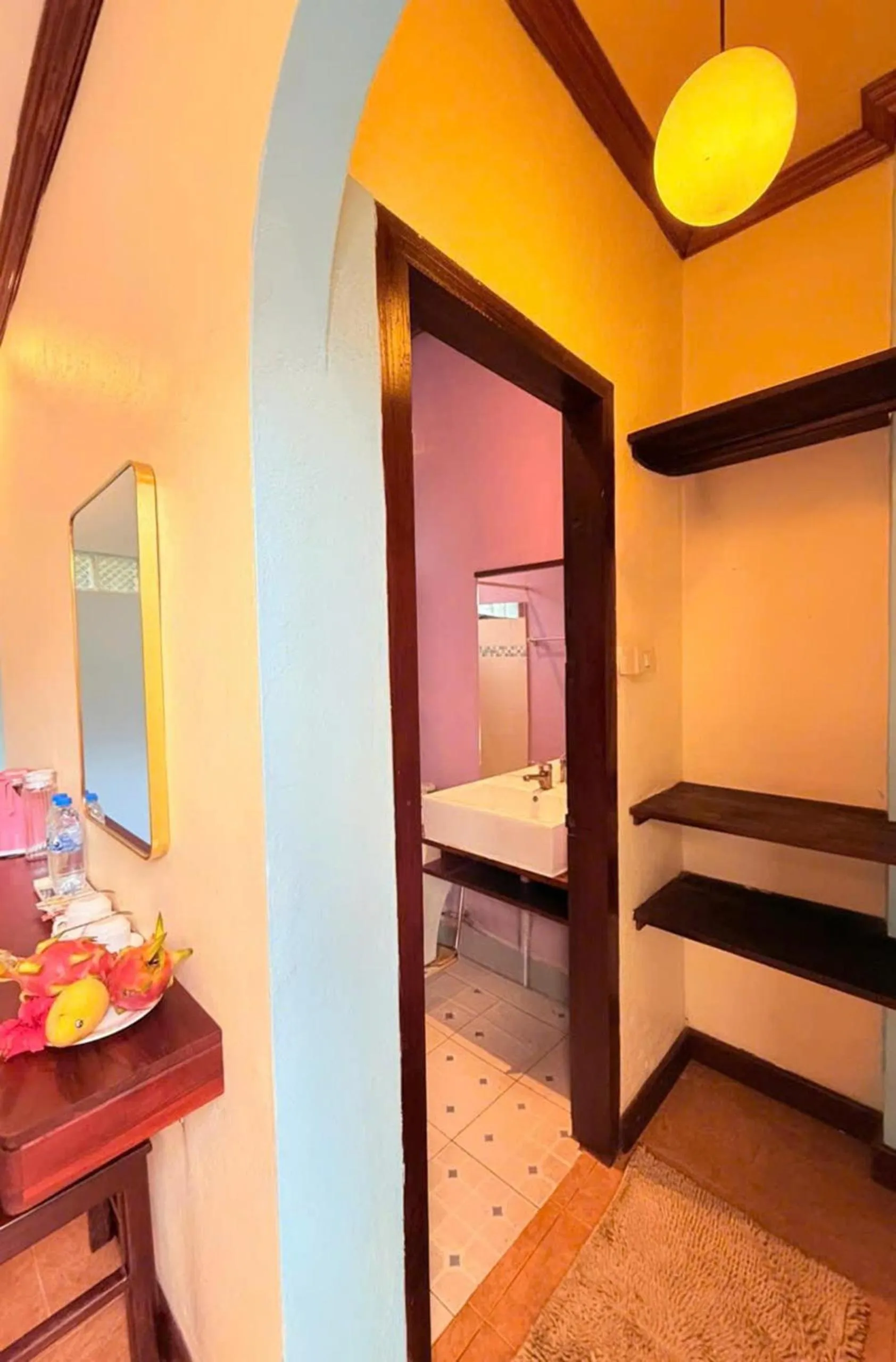 Photo of the whole room, Bed in Luang Prabang Manichan Villa