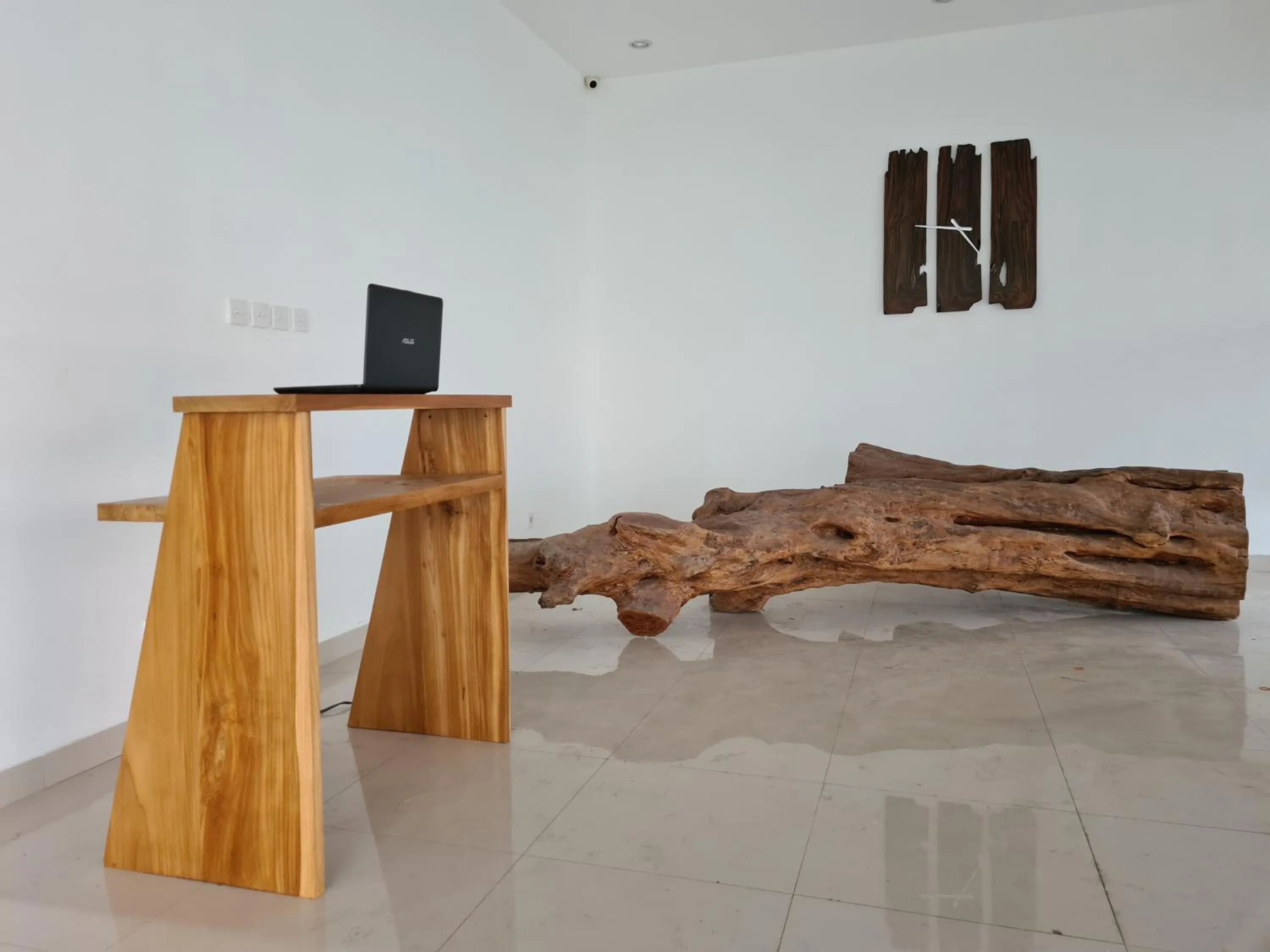 Communal lounge/ TV room in Graha Martadinata Syariah Mitra RedDoorz