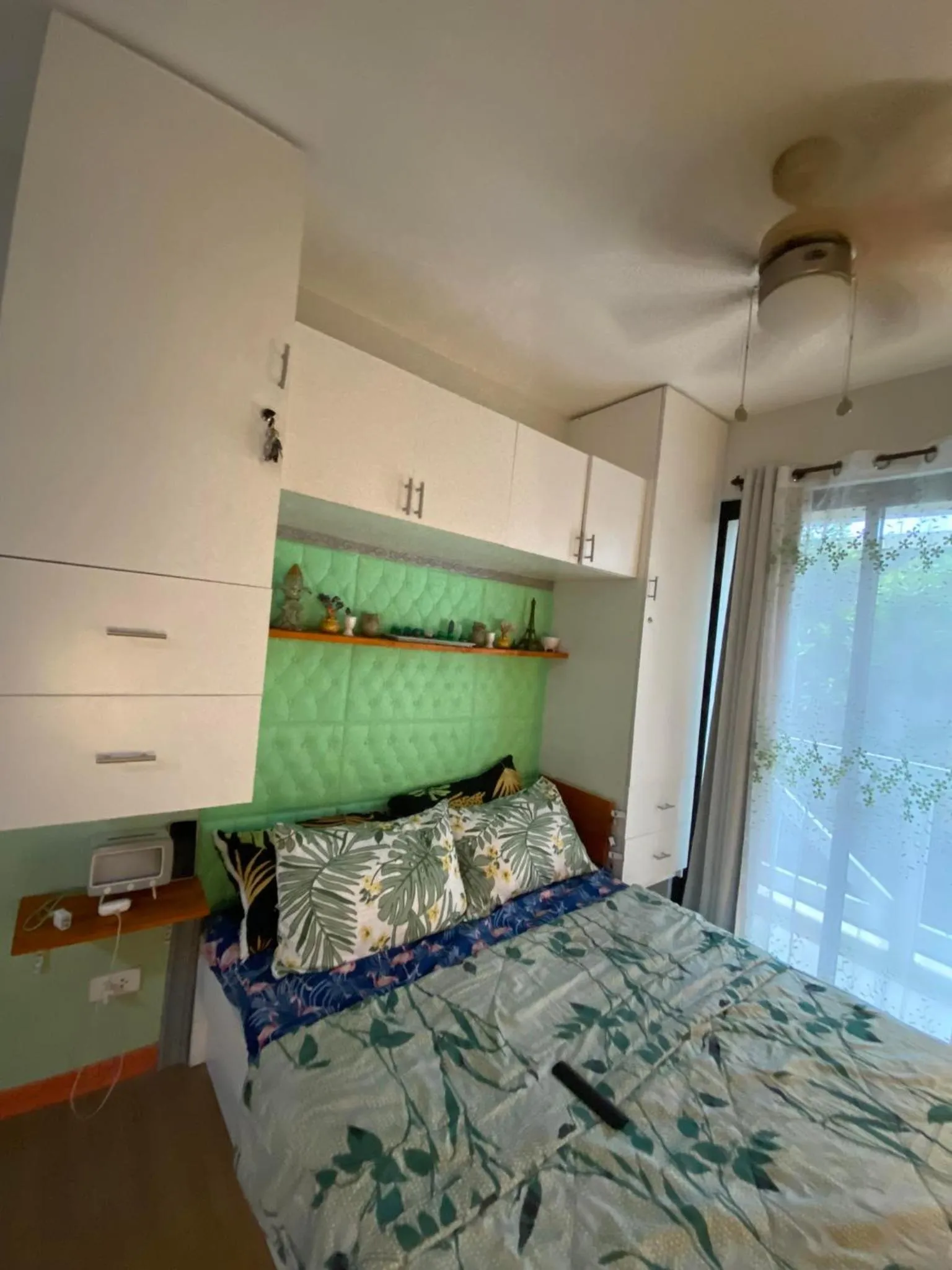 Bed in Summer10th Pinesuites Scandi Minimalist Deluxe