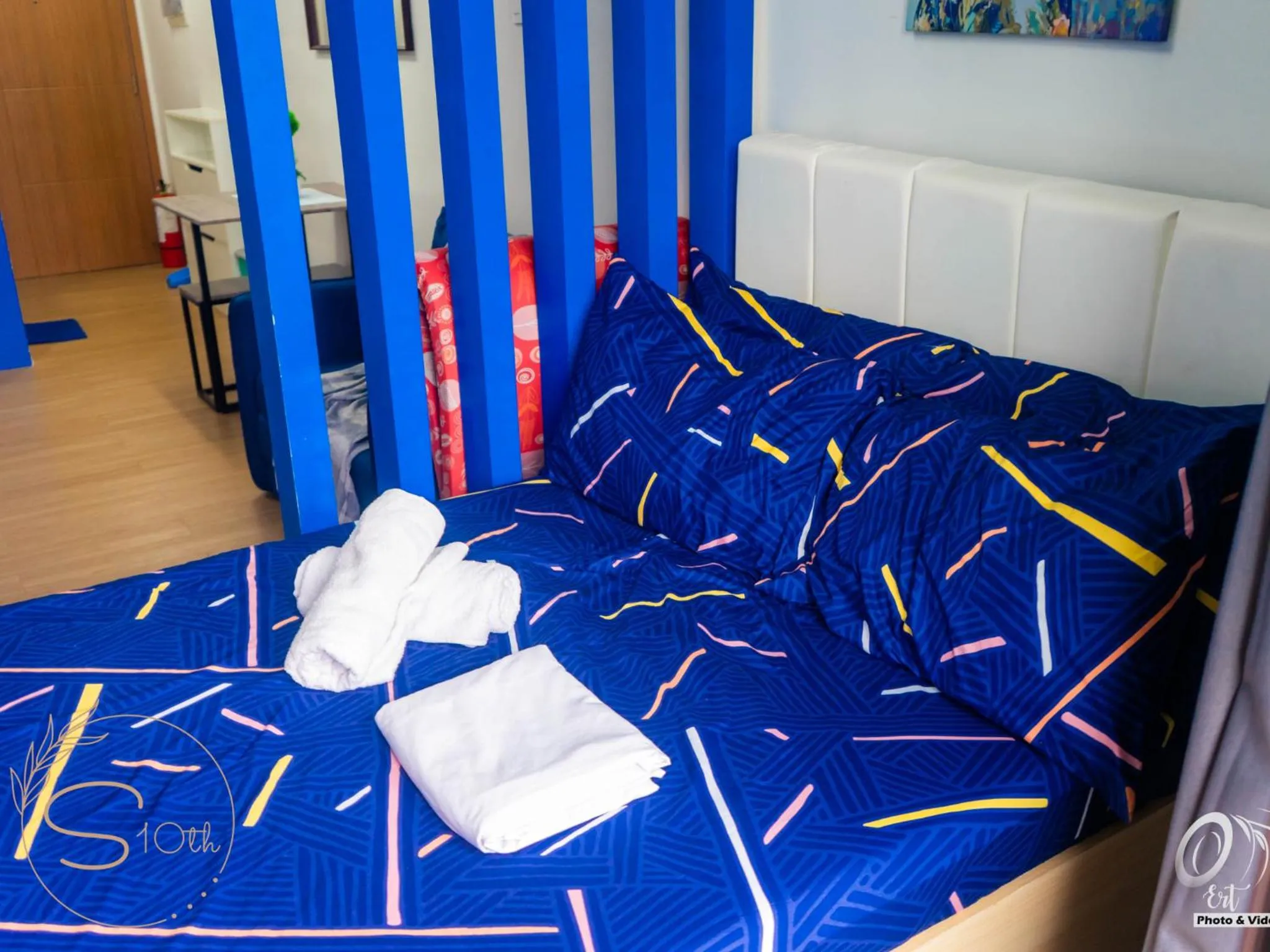 Bed in Summer10th Pinesuites Scandi Minimalist Deluxe