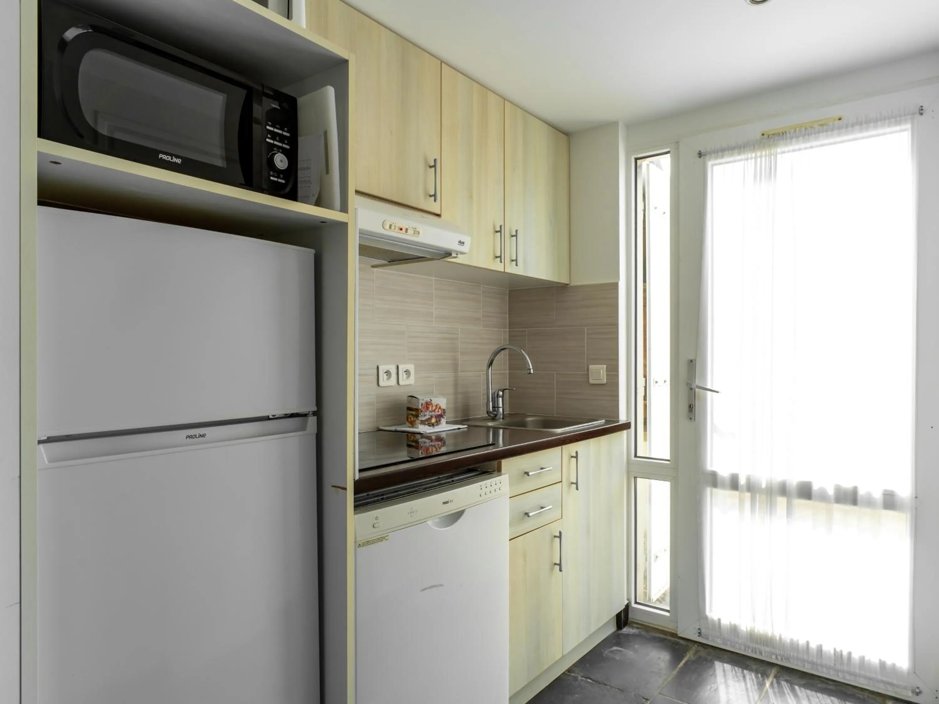 kitchen in Vacancéole - Sud Océan