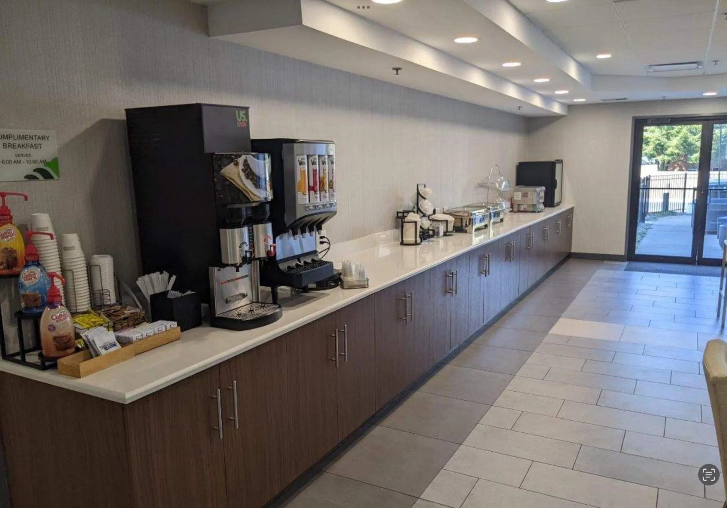 Breakfast in Wingate by Wyndham Parkersburg-Vienna