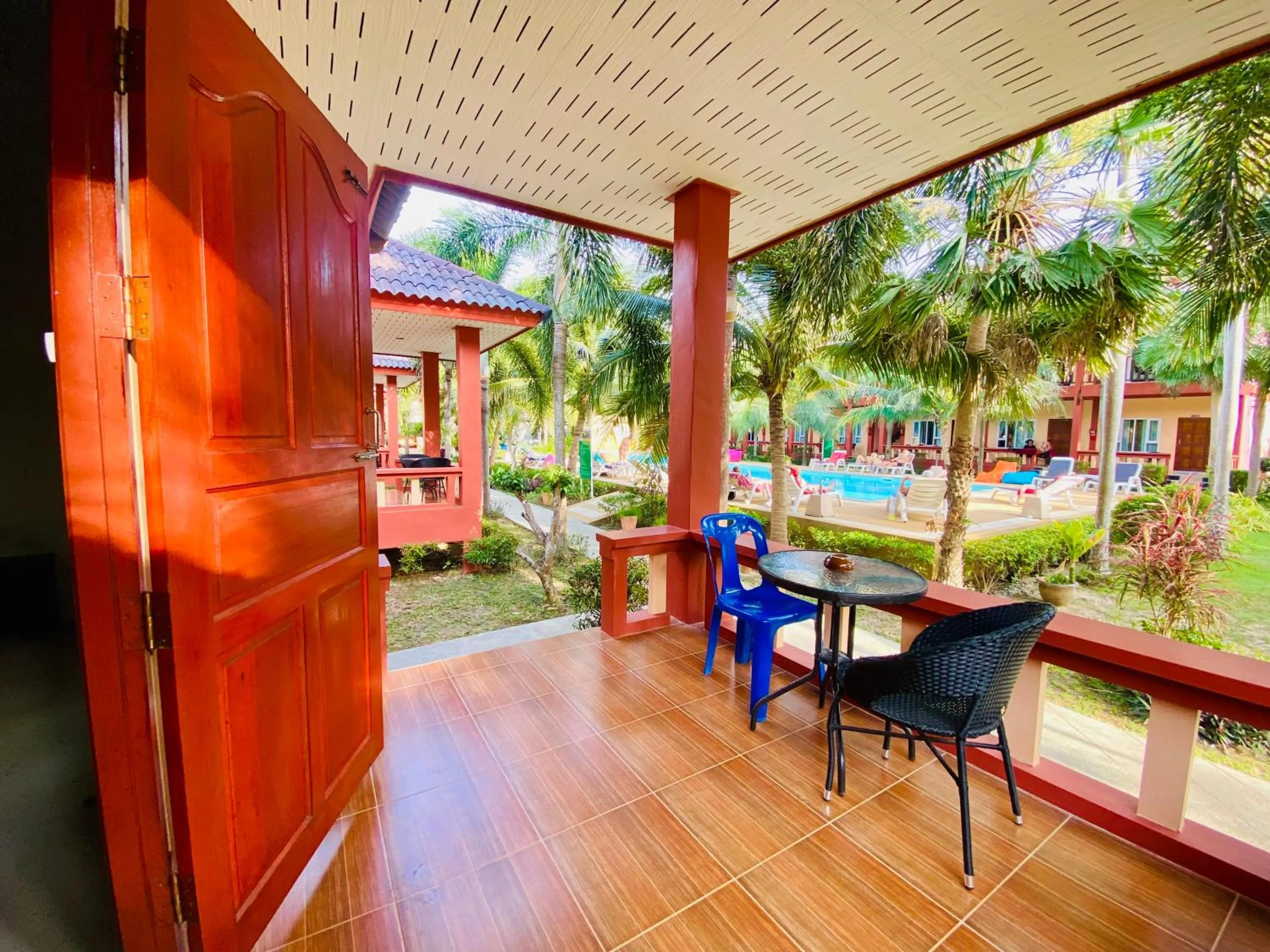 Day in Peaceful Resort , Long Beach - Koh Lanta