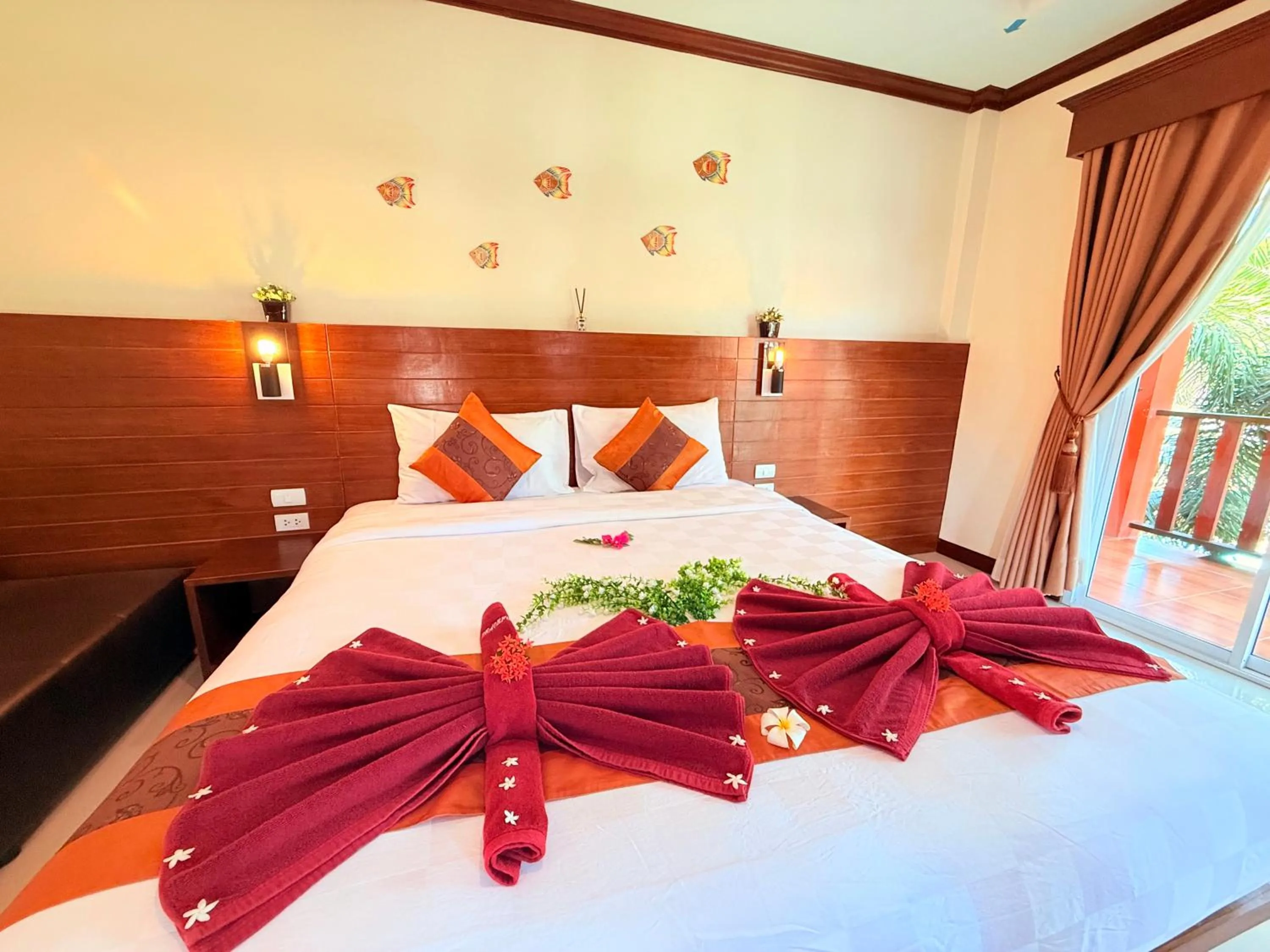 Bed in Peaceful Resort , Long Beach - Koh Lanta