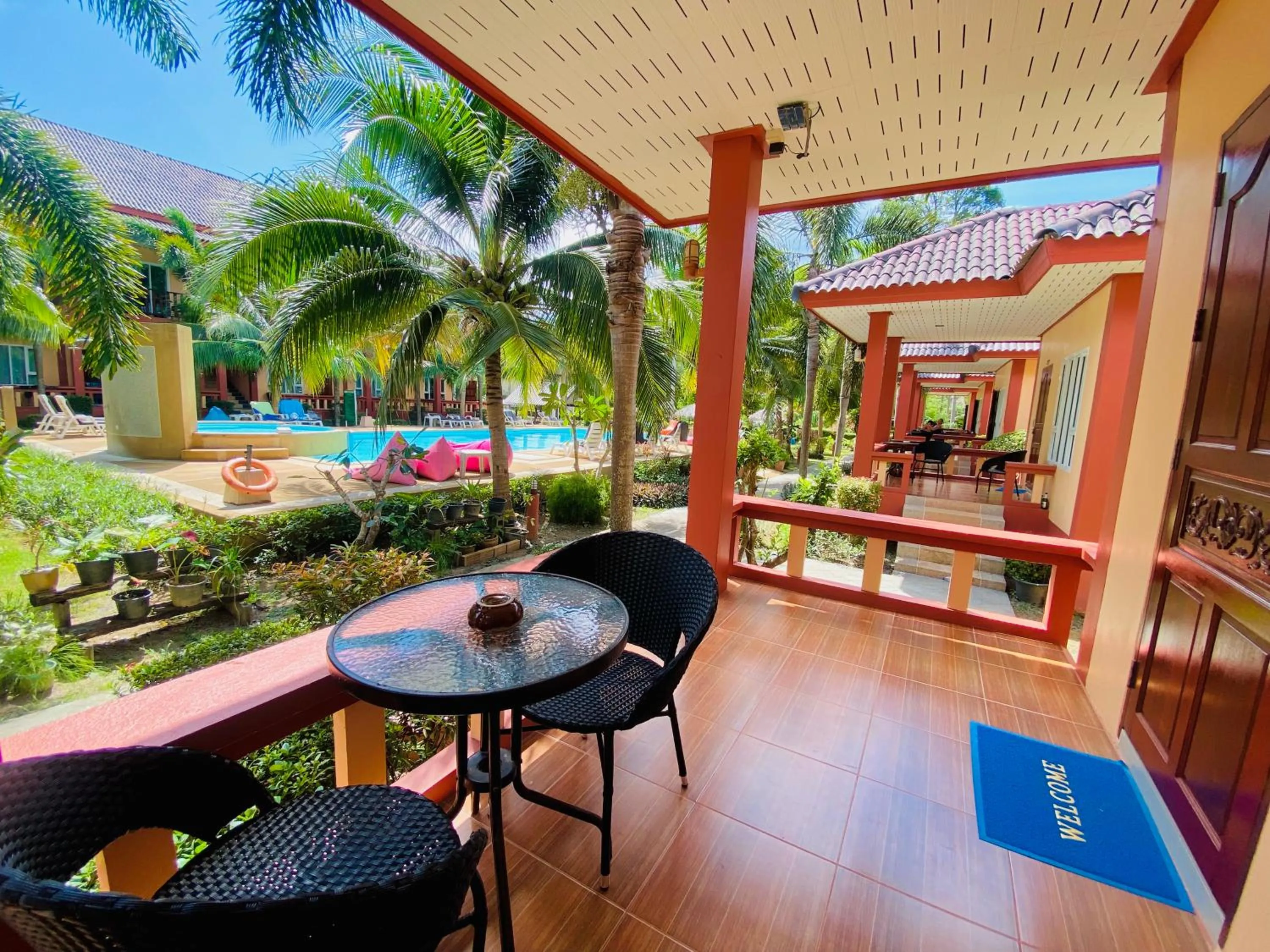 Property building in Peaceful Resort , Long Beach - Koh Lanta