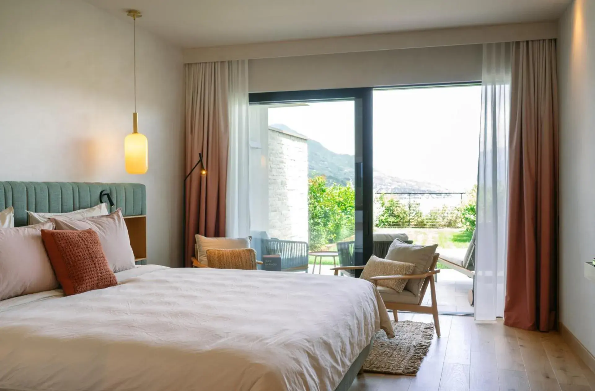 Superior Double Room with Lake View and Private Garden in A-ROSA Gardasee Superior Double Room with Lake View and Private Garden in A-ROSA Gardasee