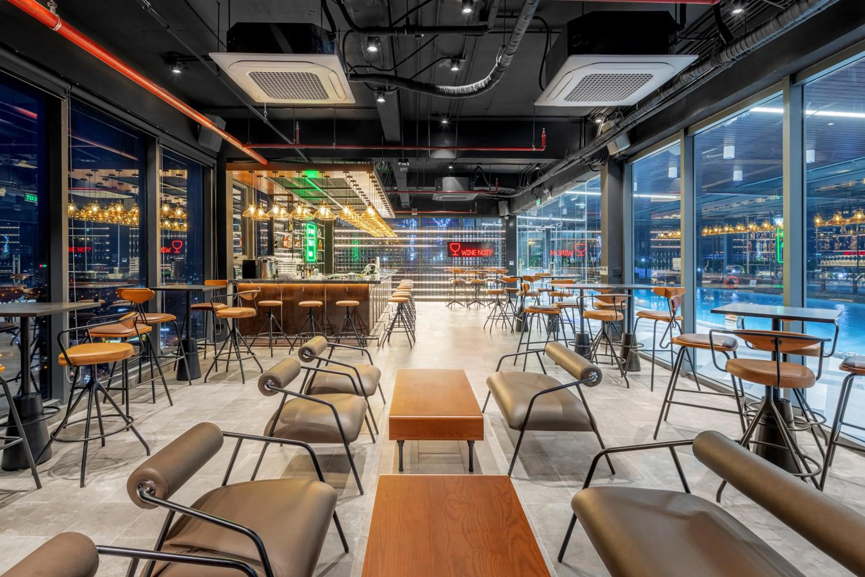 Restaurant/places to eat in Mandala Hotel & Suites Bac Giang