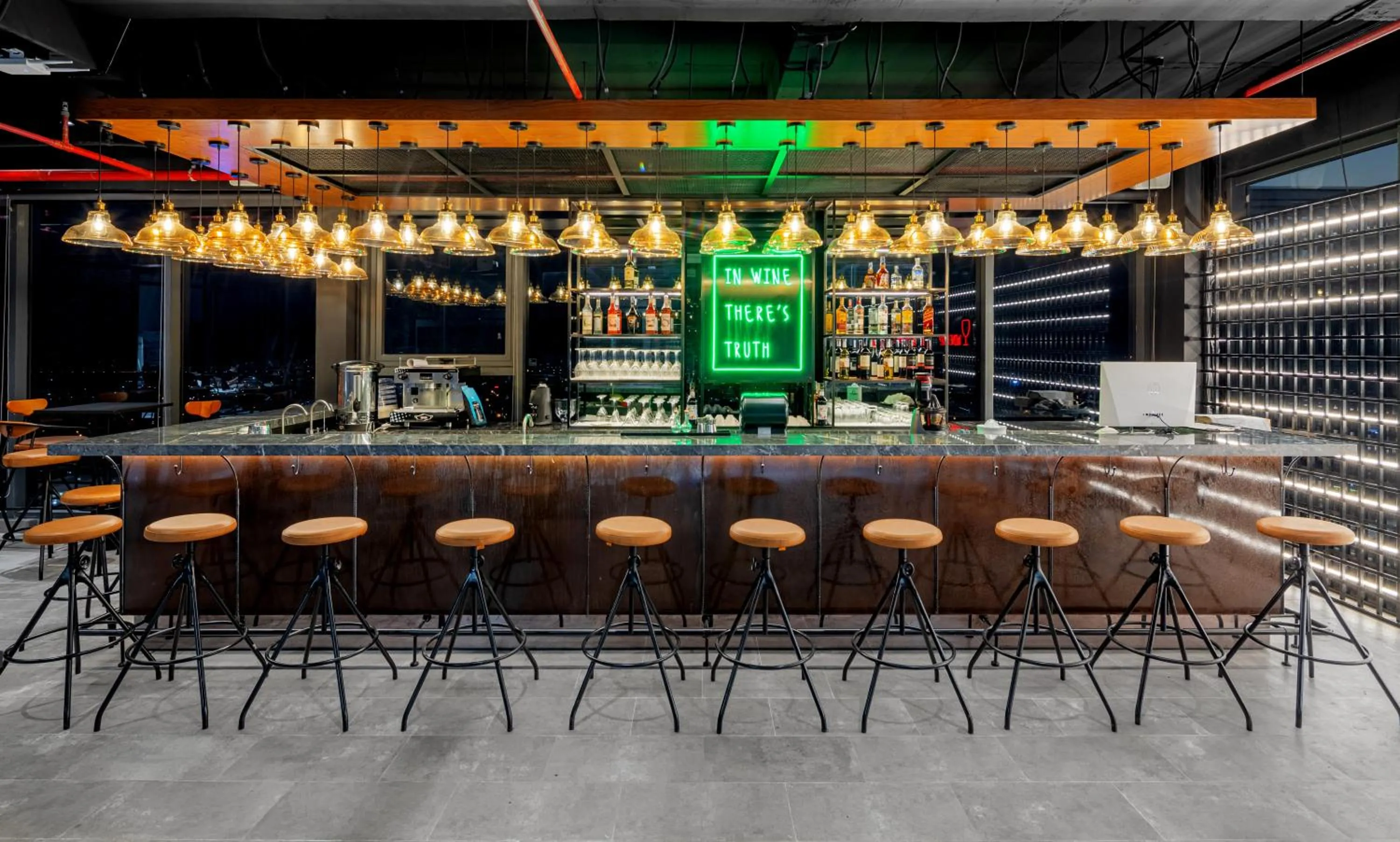 Lounge or bar in Mandala Hotel & Suites Bac Giang