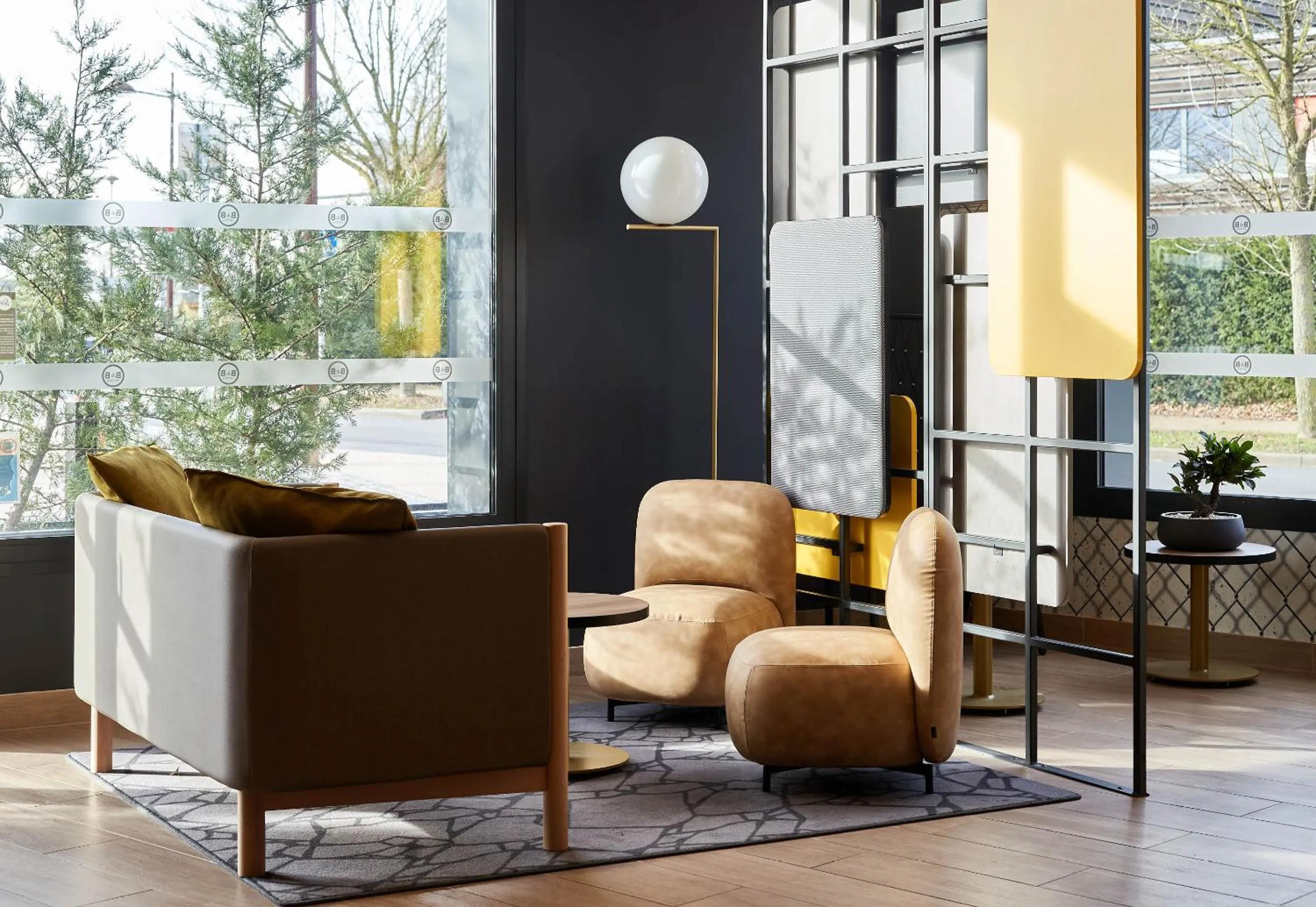 Seating area in B&B HOTEL Bois d'Arcy Saint Quentin en Yvelines