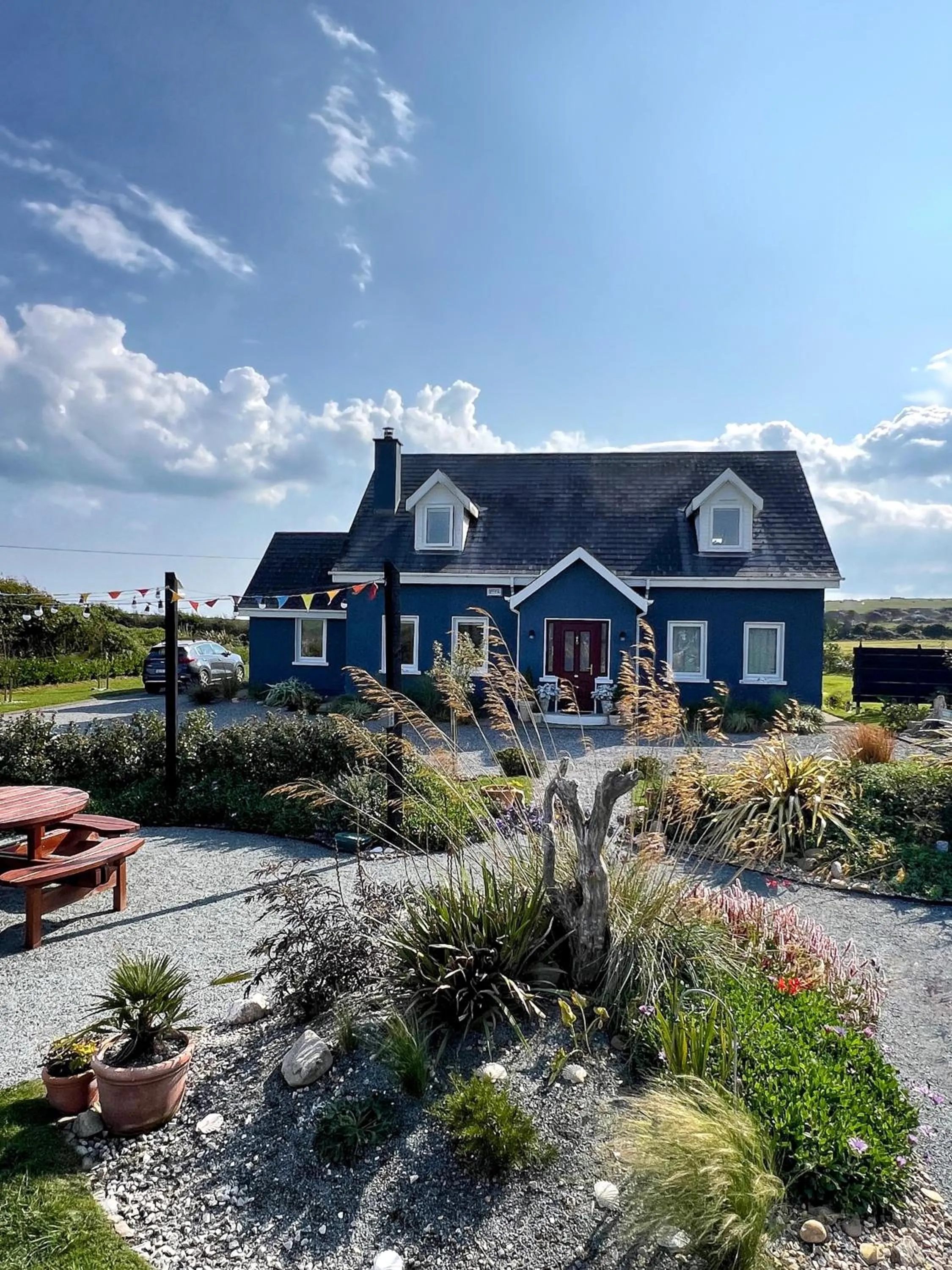 Property building in Thistledown Lodge