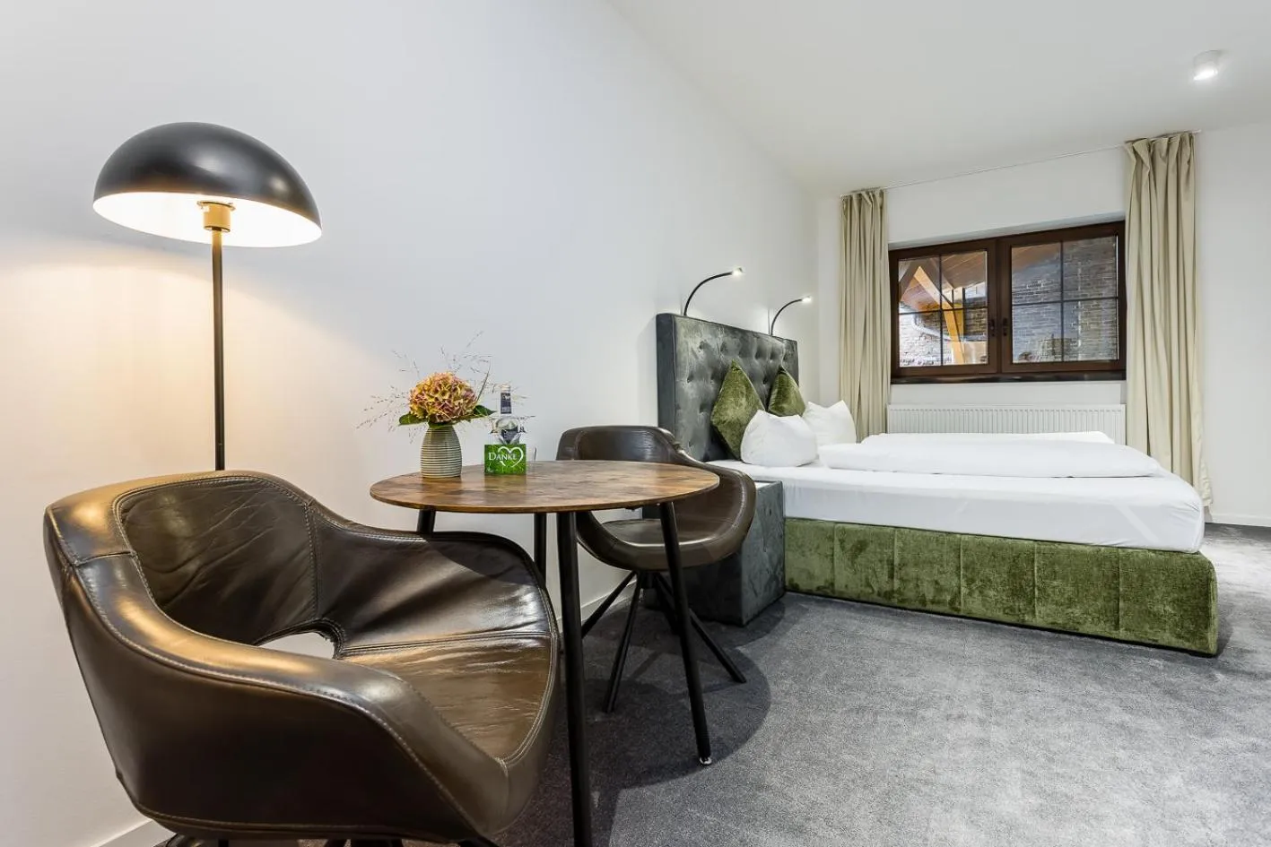 Photo of the whole room, Bed in Hotel Zur Linde Dein Self Check In