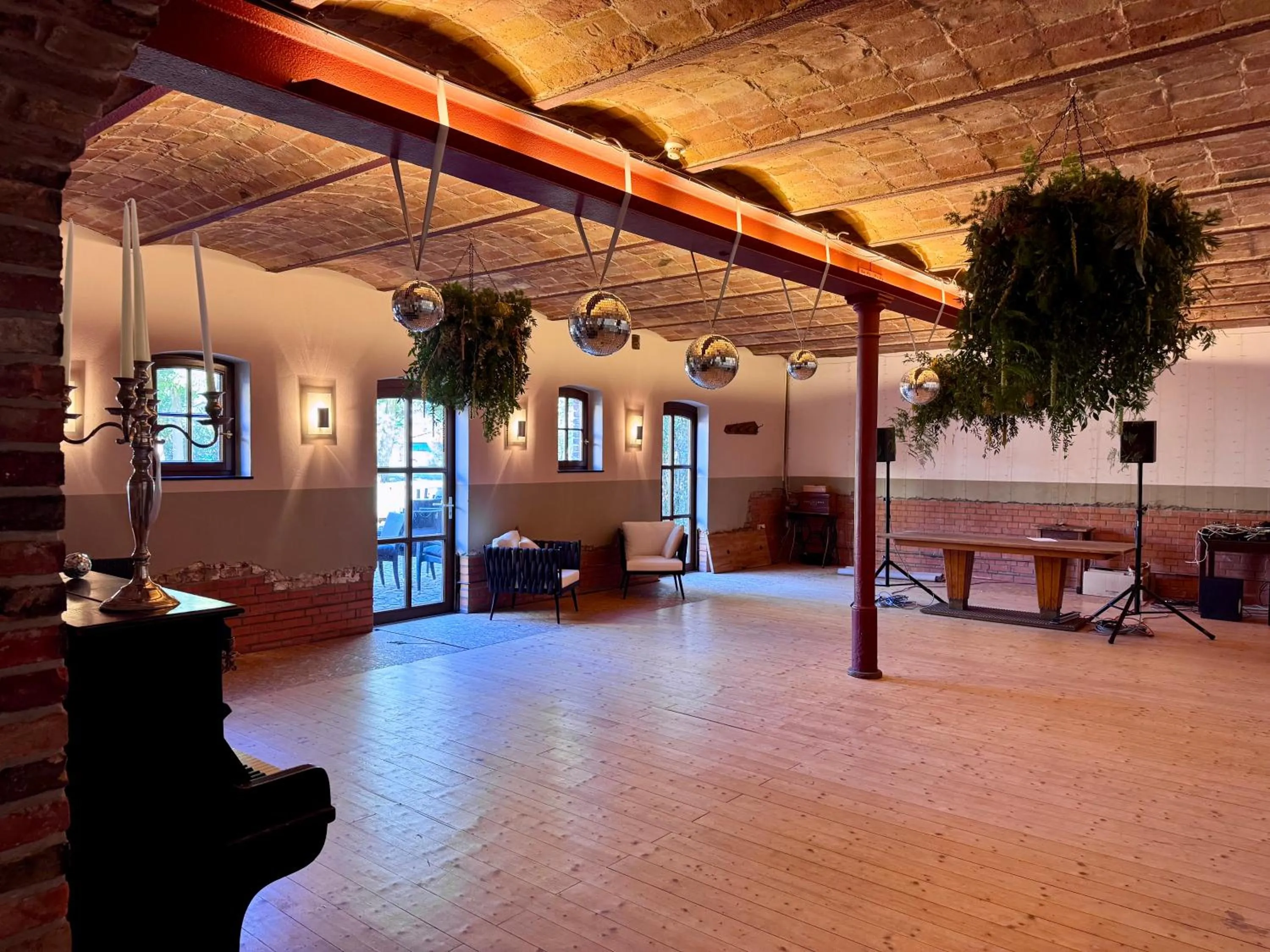 wedding in Hotel Zur Linde Dein Self Check In