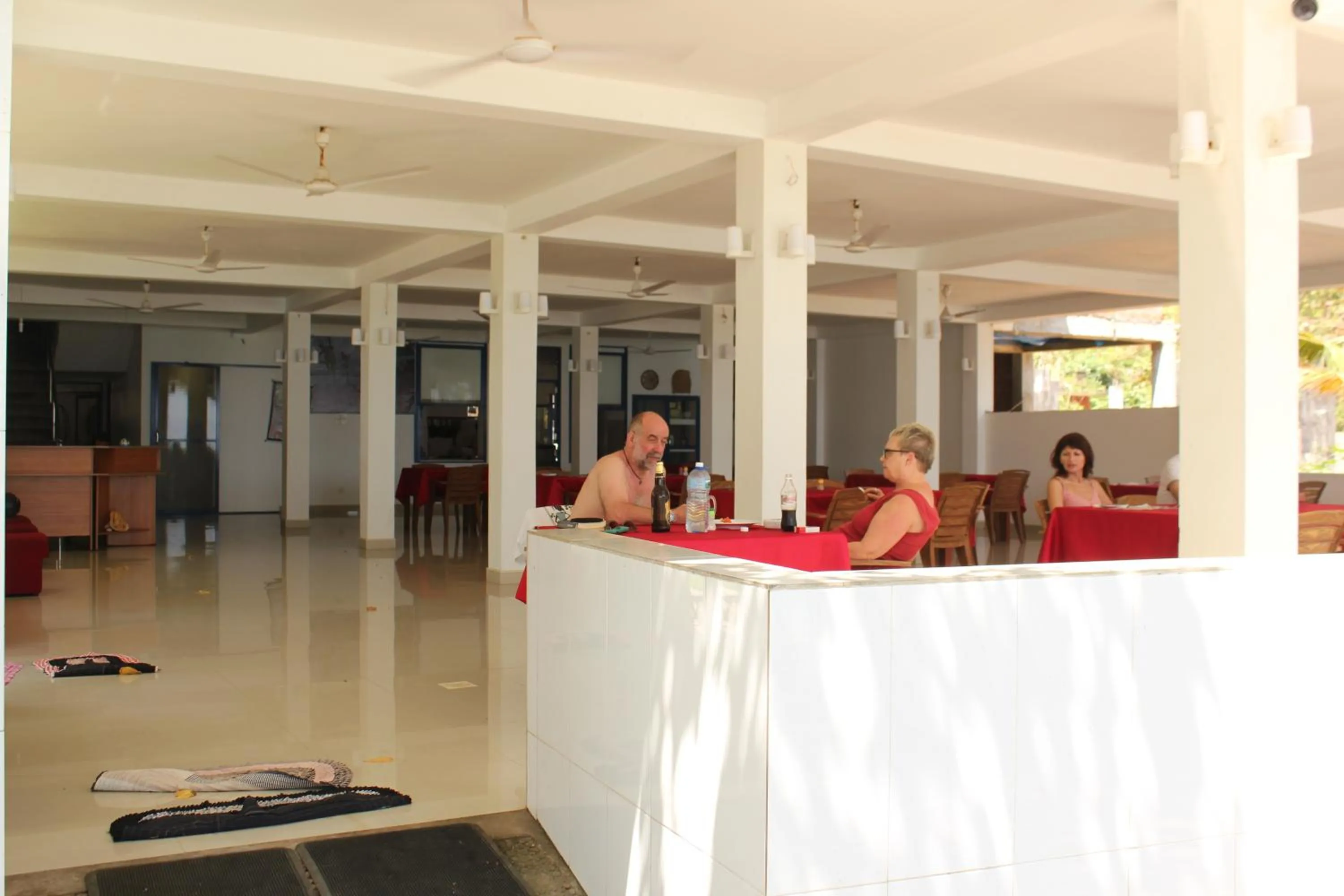 Restaurant/places to eat in Paradise Beach Resort & Diving school